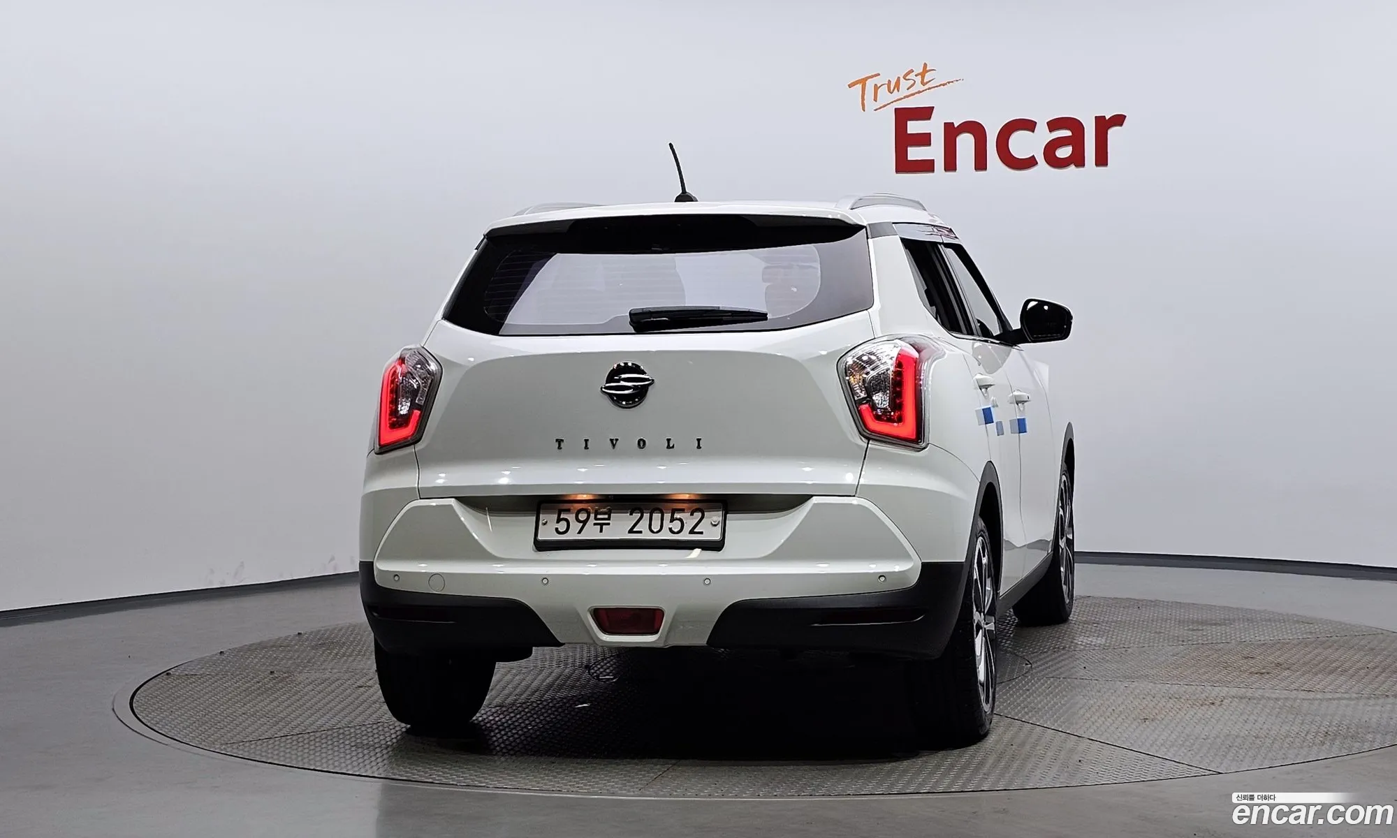 Kg Mobility Ssangyong Tivoli Armor Vx 2Wd - фотография 6526105