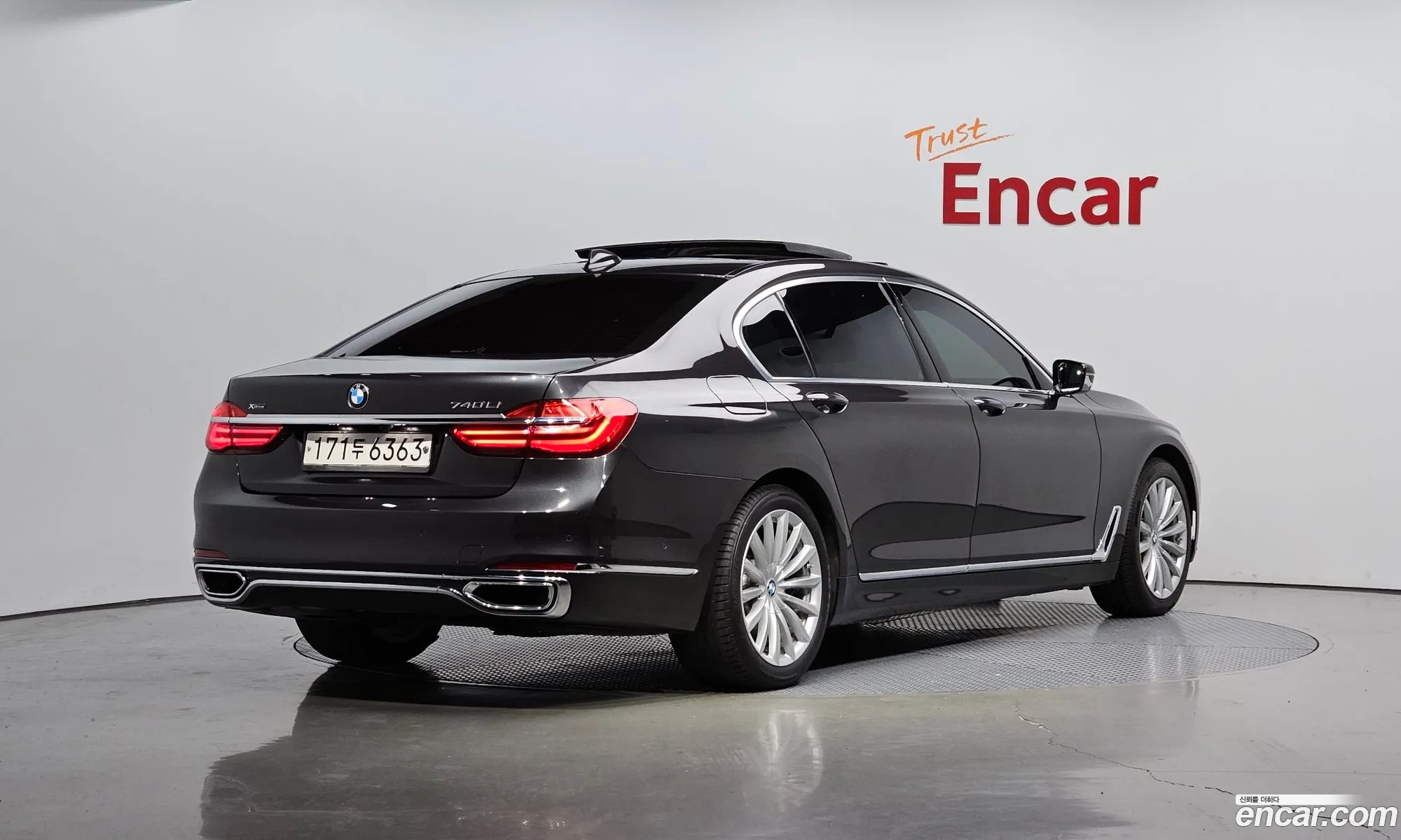 BMW 7 Series G11 740Li xDrive - фотография 6340271