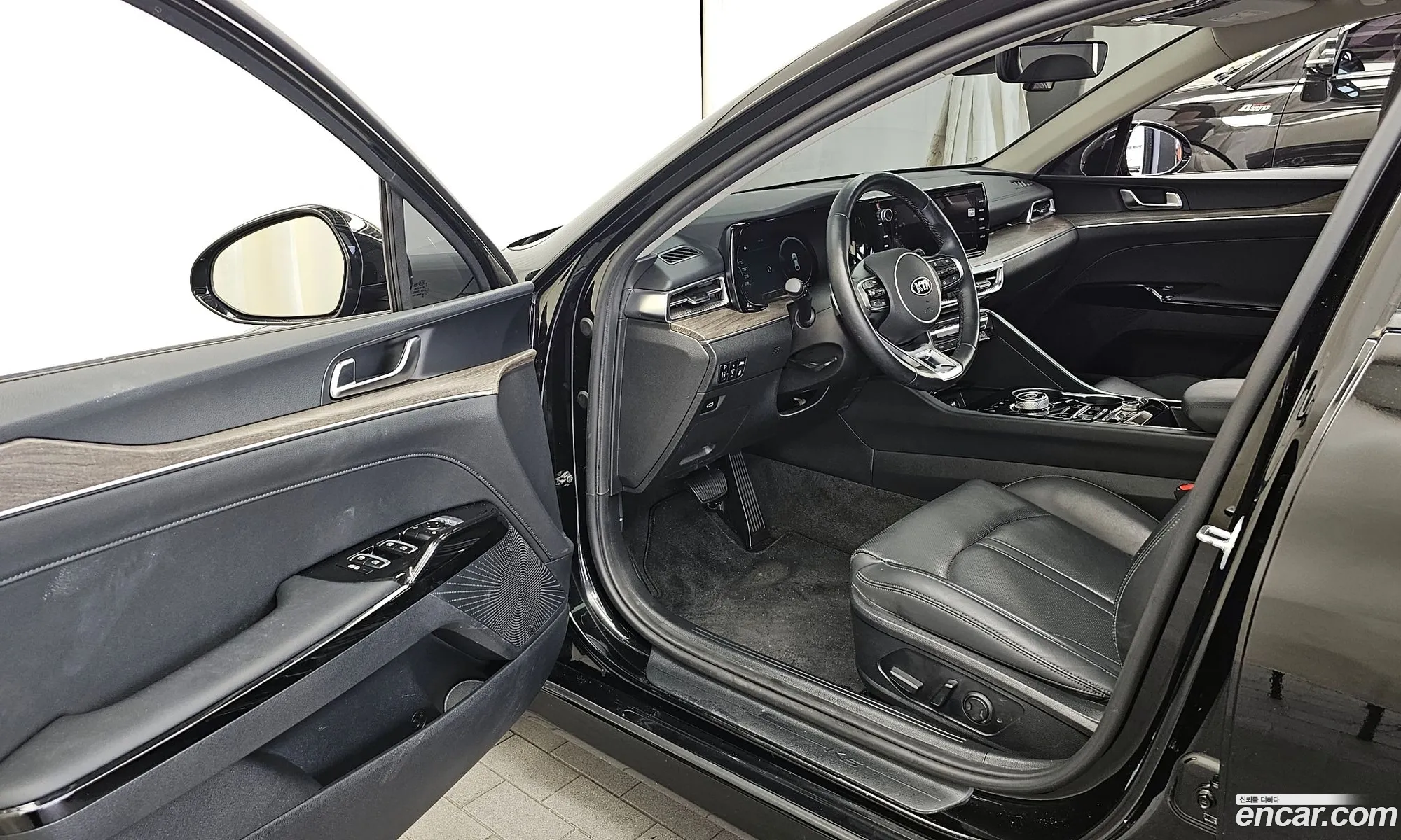 Korex Auto Trade - фотография 12580306
