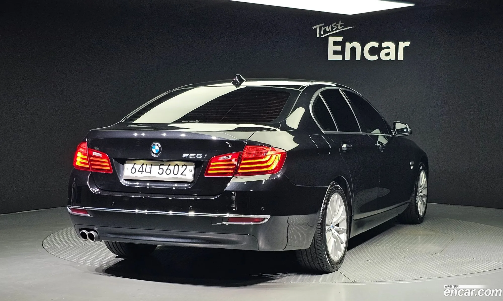 BMW 5 Series F10 528I Luxury - фотография 6481092