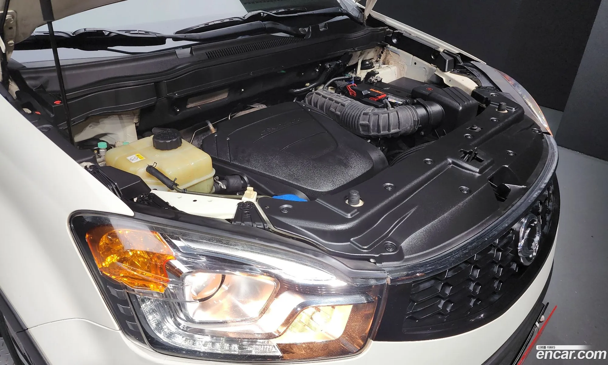 Kg Mobility Ssangyong New Korando C 20 Adventure 60Th Edition 4Wd - фотография 6518659