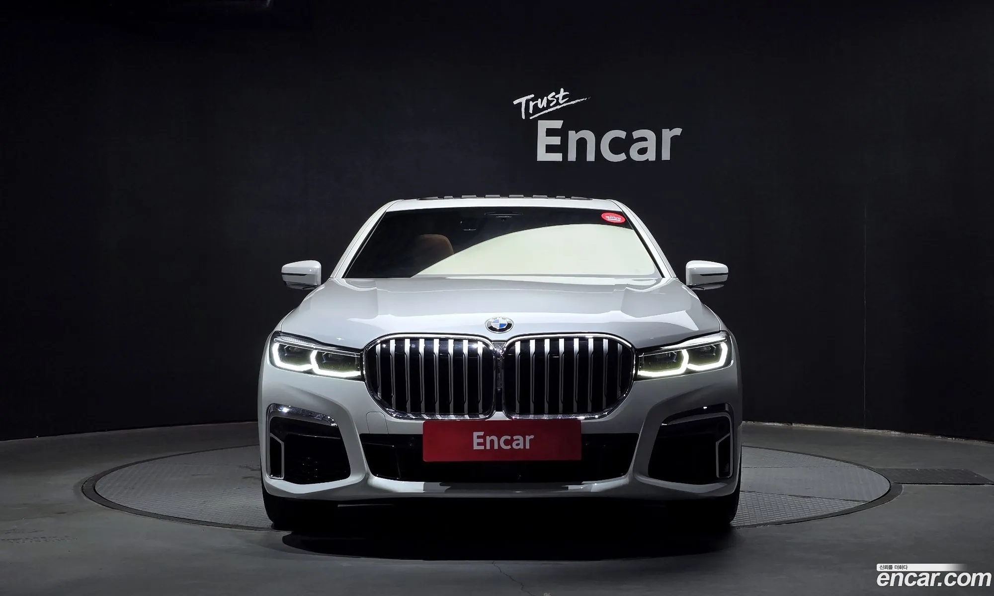 BMW 7 Series G11 745E Iperformance M Sports - фотография 6117712