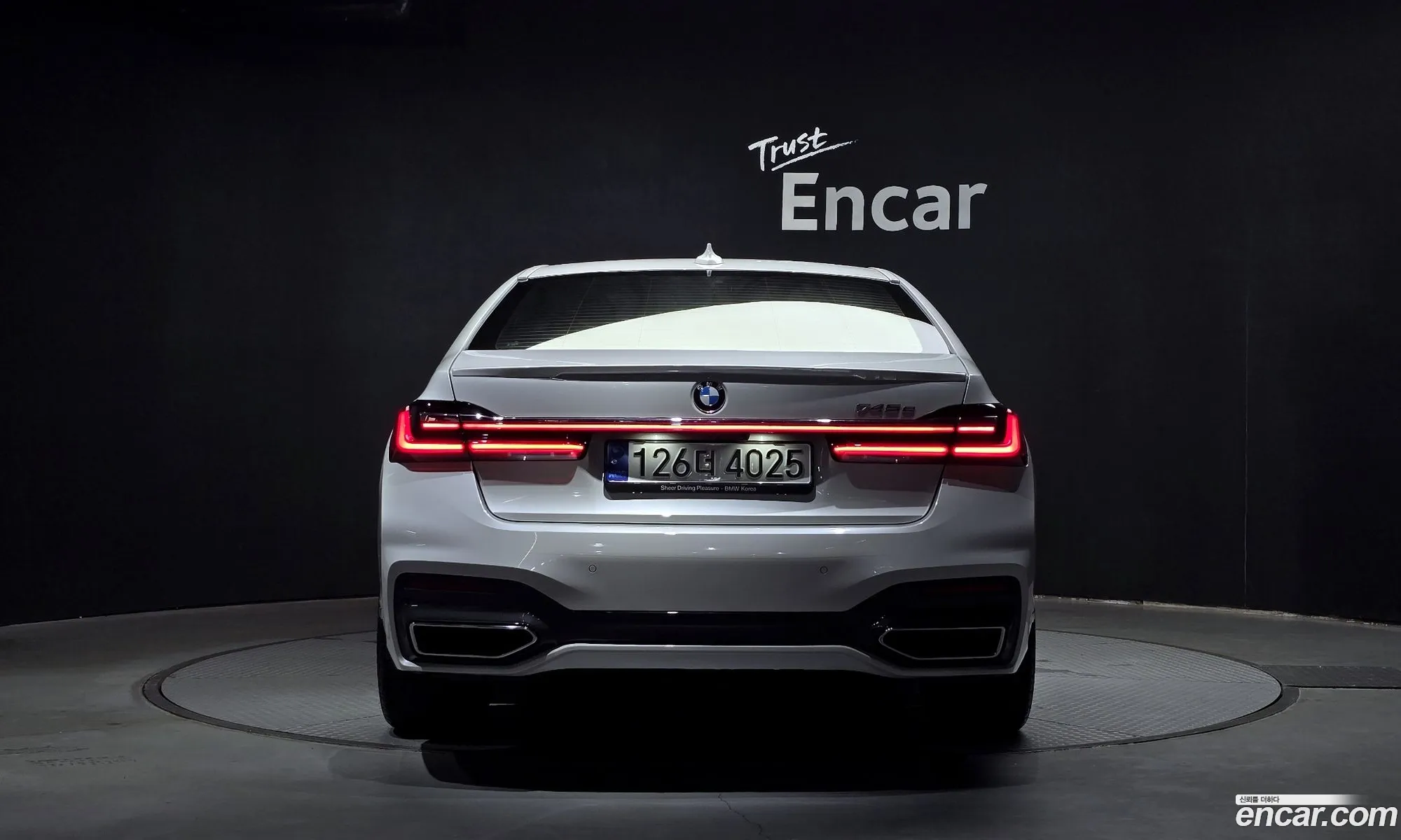BMW 7 Series G11 745E Iperformance M Sports - фотография 6117713