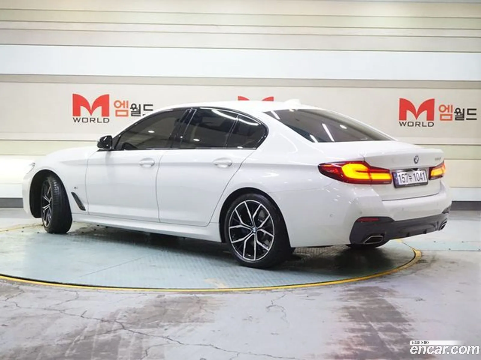 BMW 5 Series G30 530I M Sports - фотография 6291453