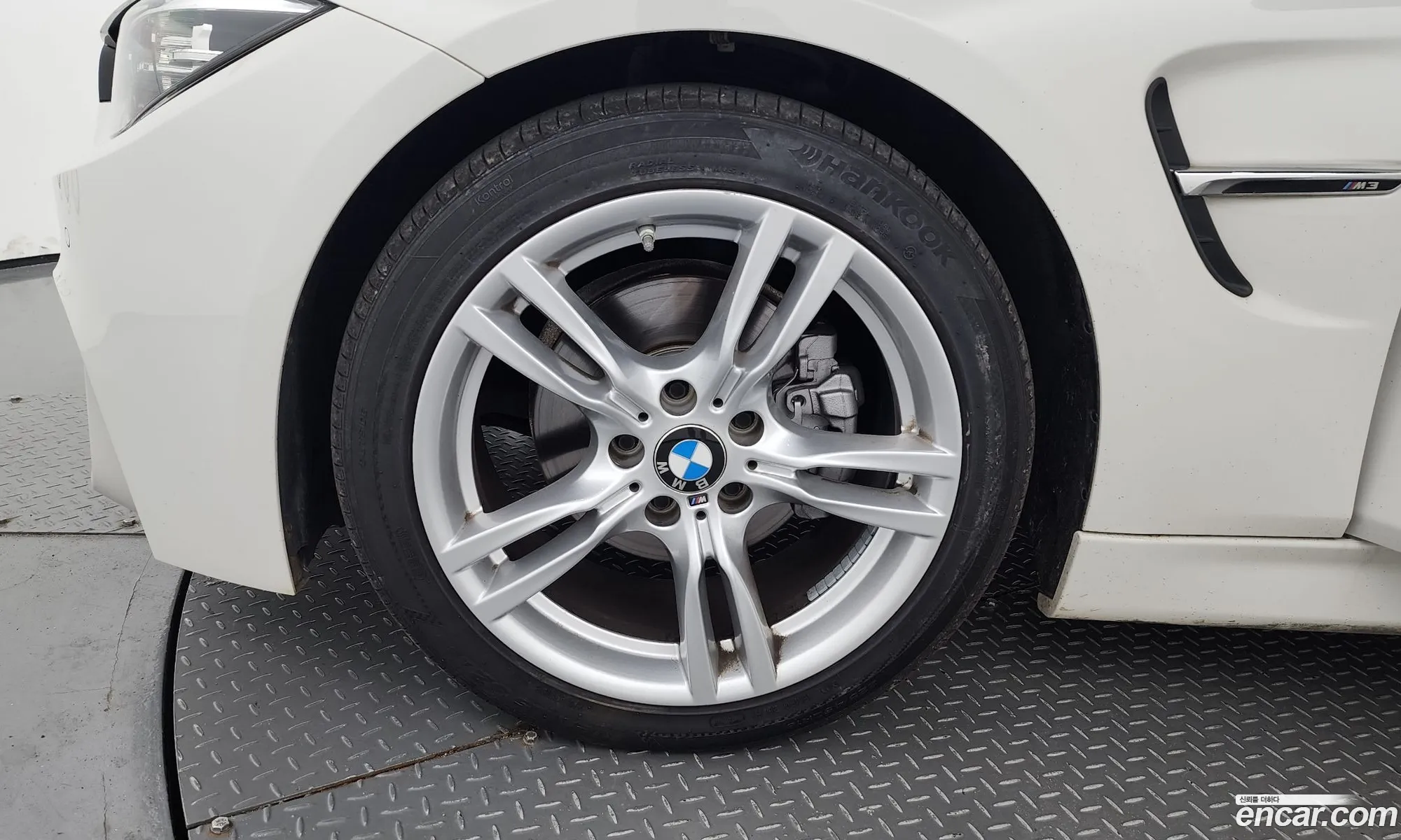 BMW 3 Series F30 330I M Sports Shadow - фотография 4768116