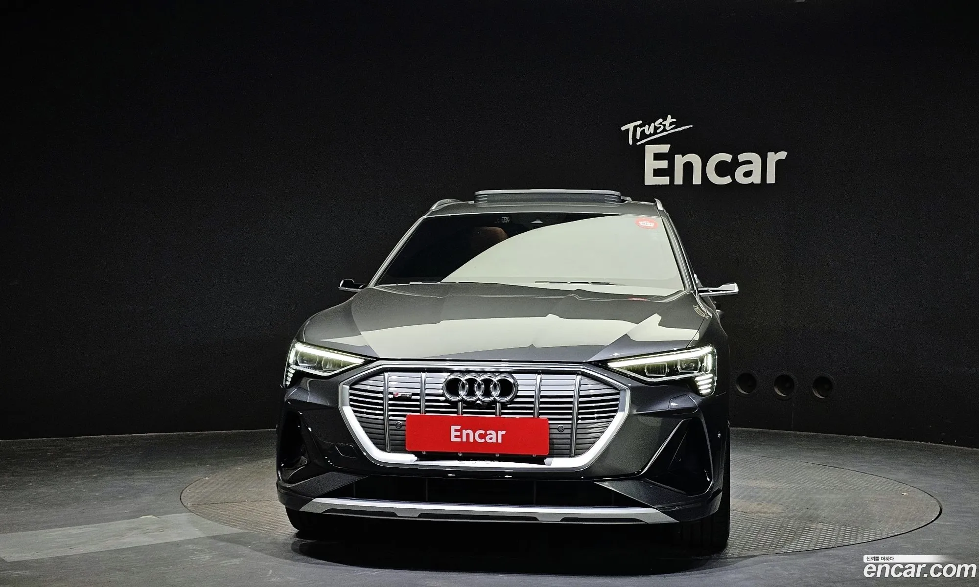 Audi E-Tron 55 Quattro Sportback - фотография 1450557