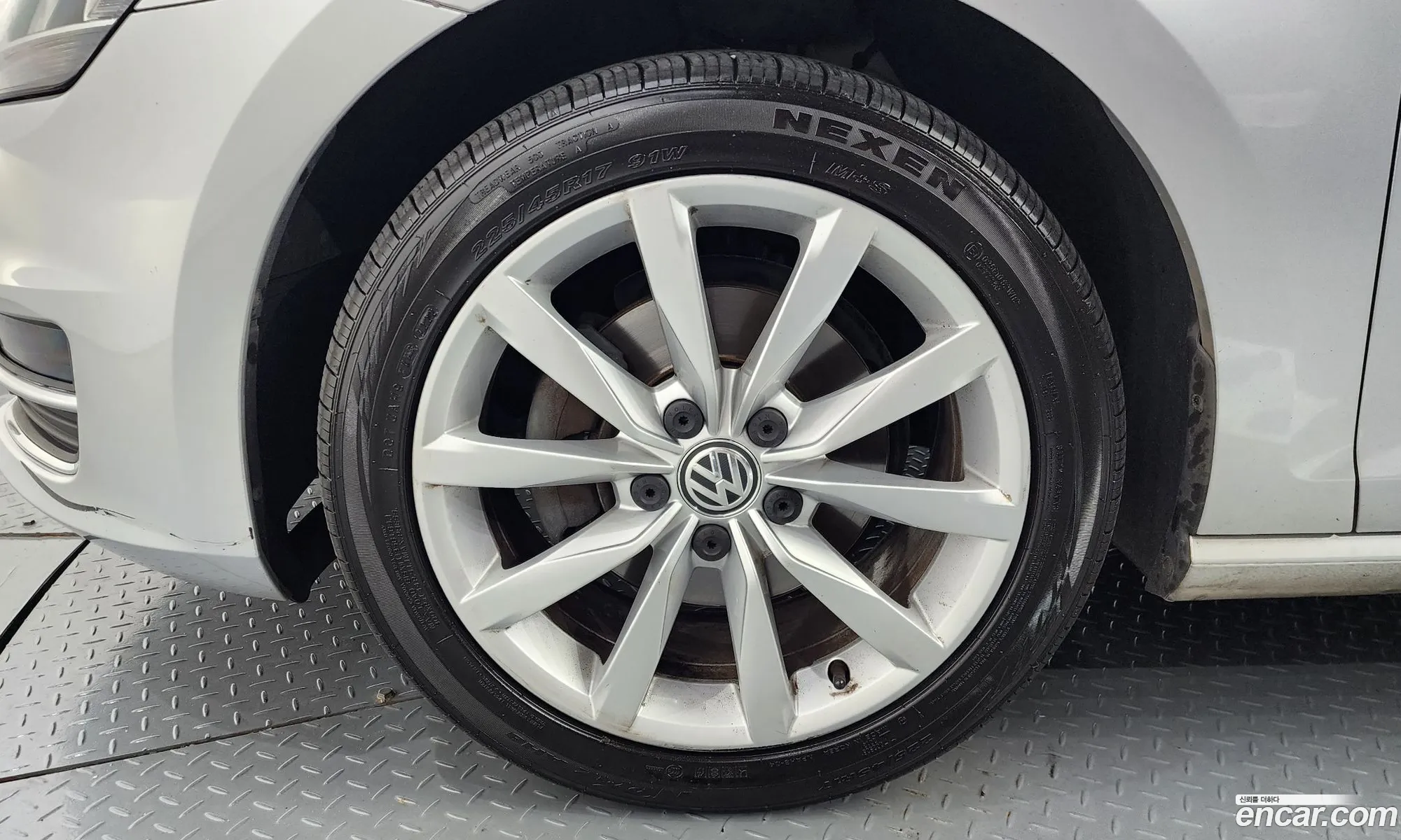 Volkswagen Golf 7Th Generation 20 Tdi - фотография 8777800