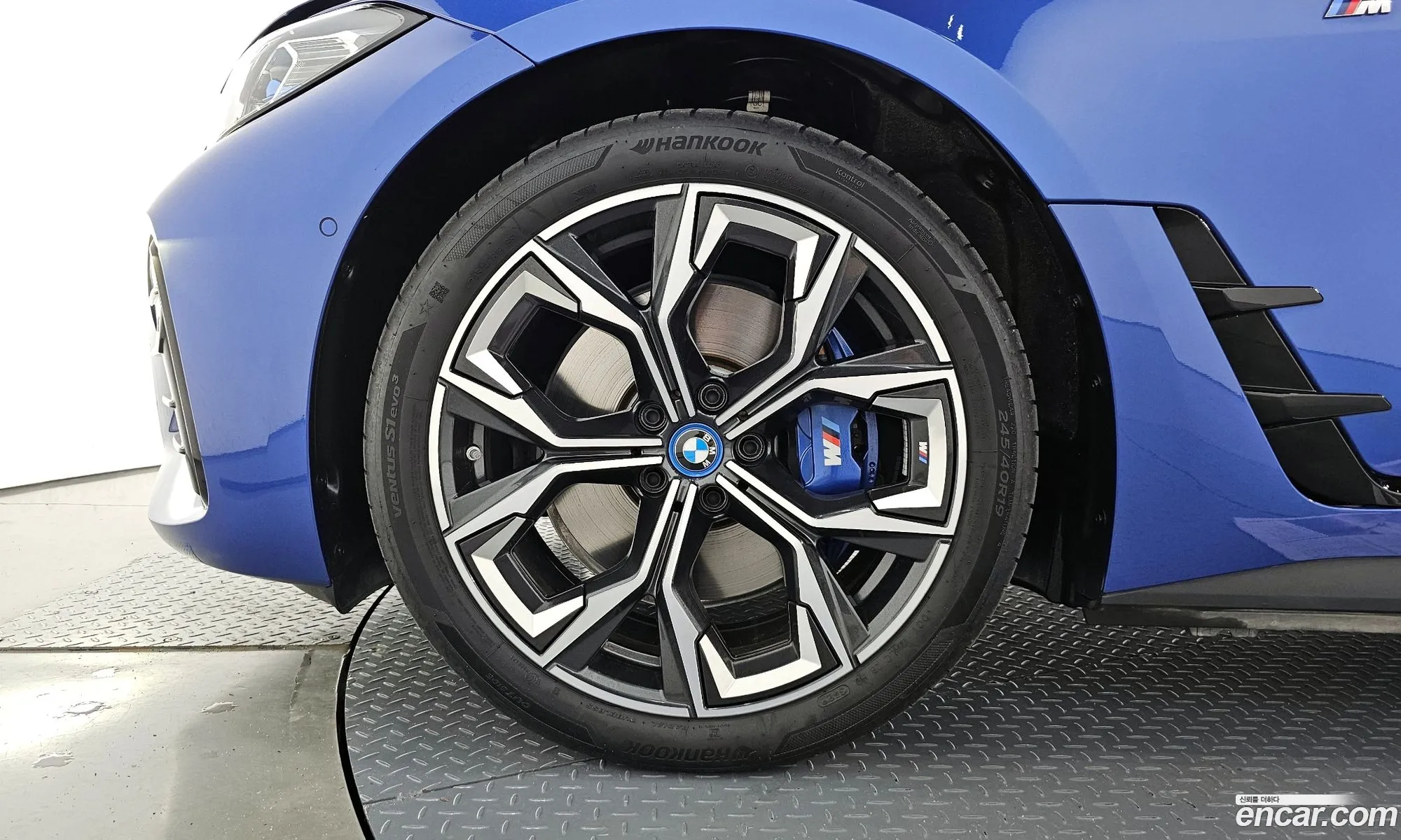 BMW I4 Edrive40 M Sports Pro - фотография 6481117