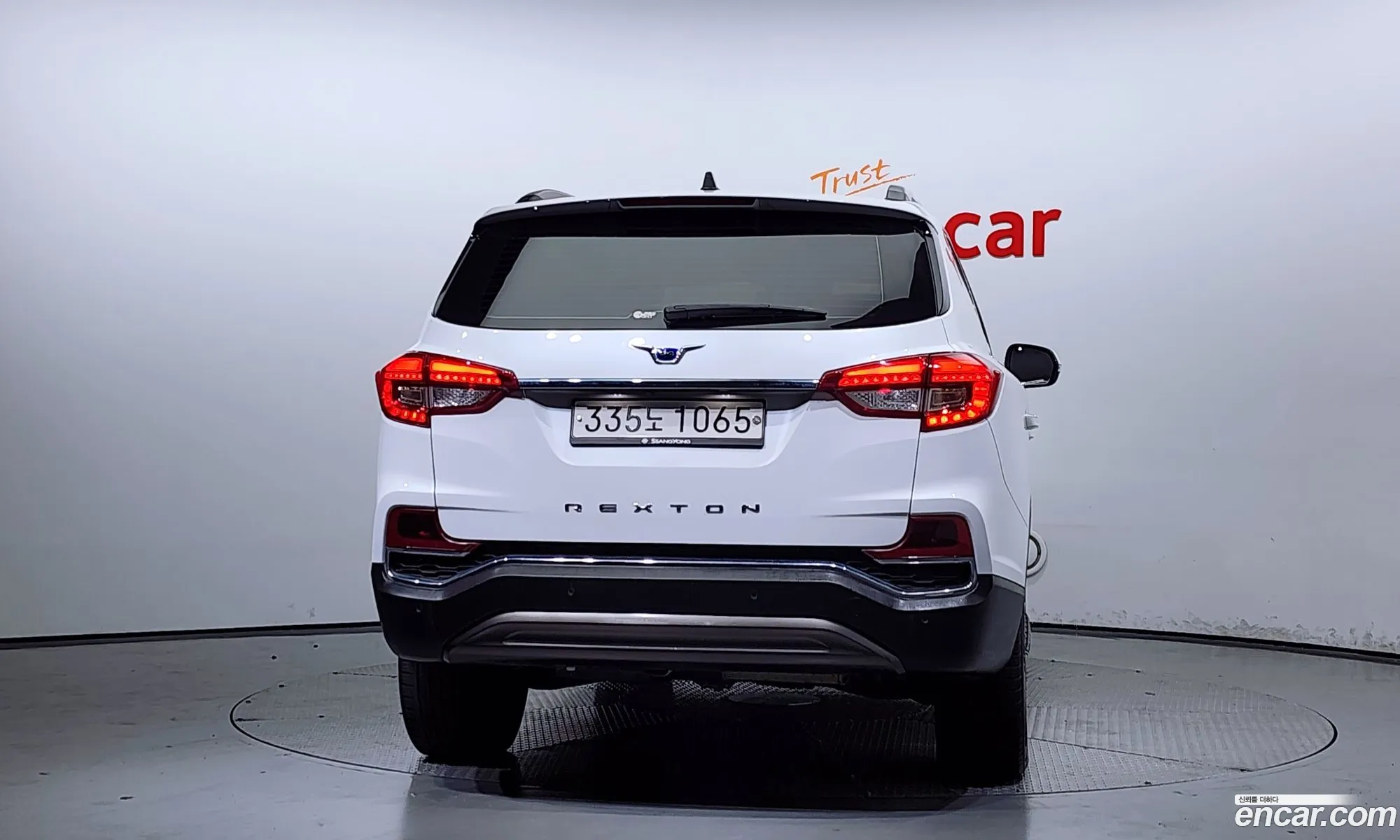 Kg Mobility Ssangyong G4 Rexton Diesel 22 4Wd White Edition - фотография 6609097