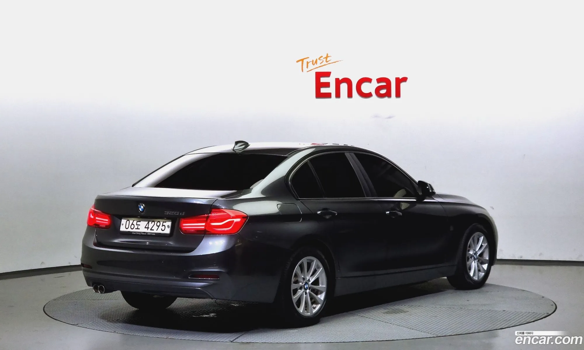 BMW 3 Series F30 320D - фотография 6464001