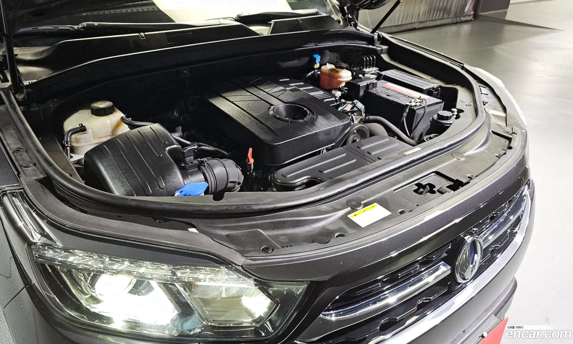 Kg Mobility Ssangyong Rexton Sports Diesel 22 4Wd Prestige - фотография 5666500