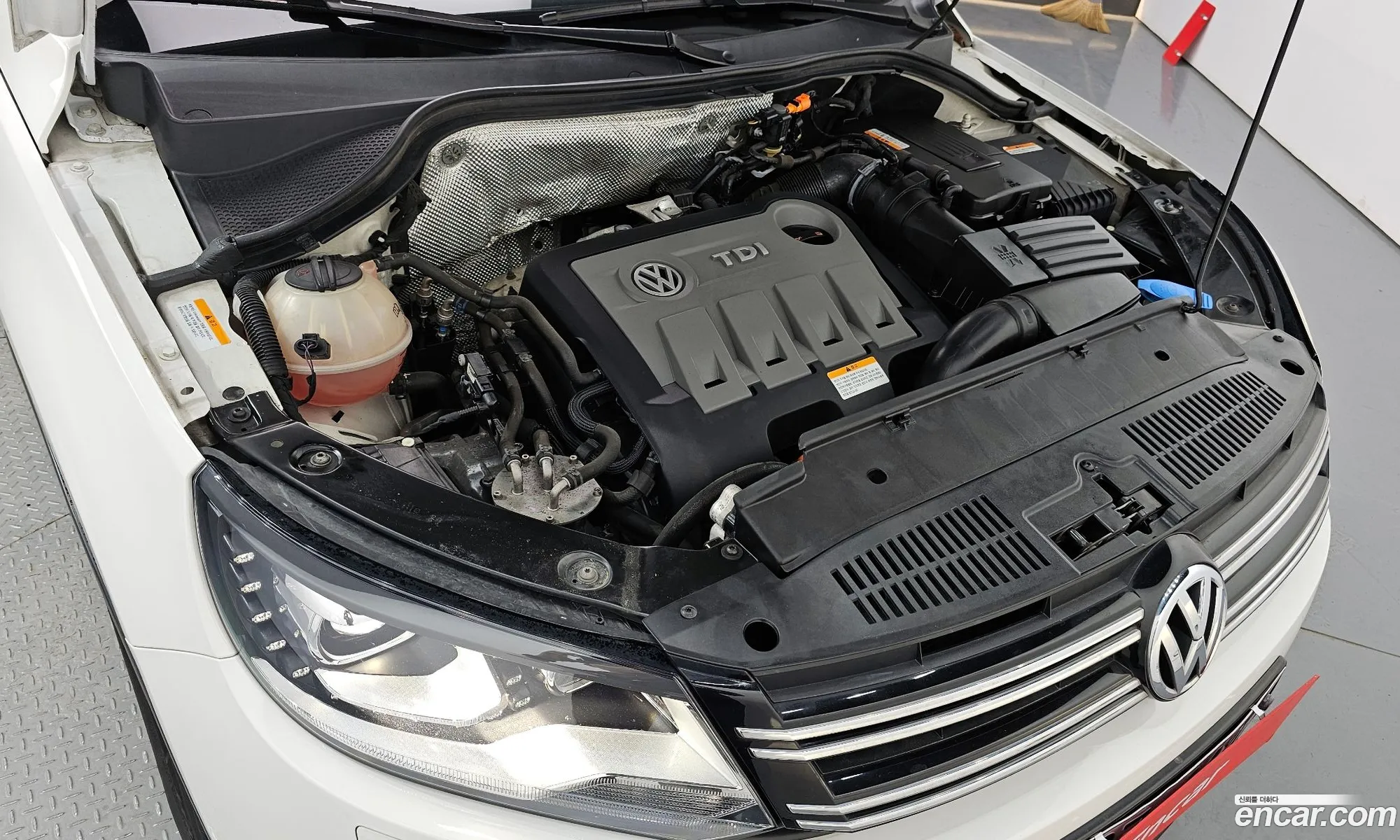 Volkswagen New Tiguan 20 Tdi Comfort 5N - фотография 12470580