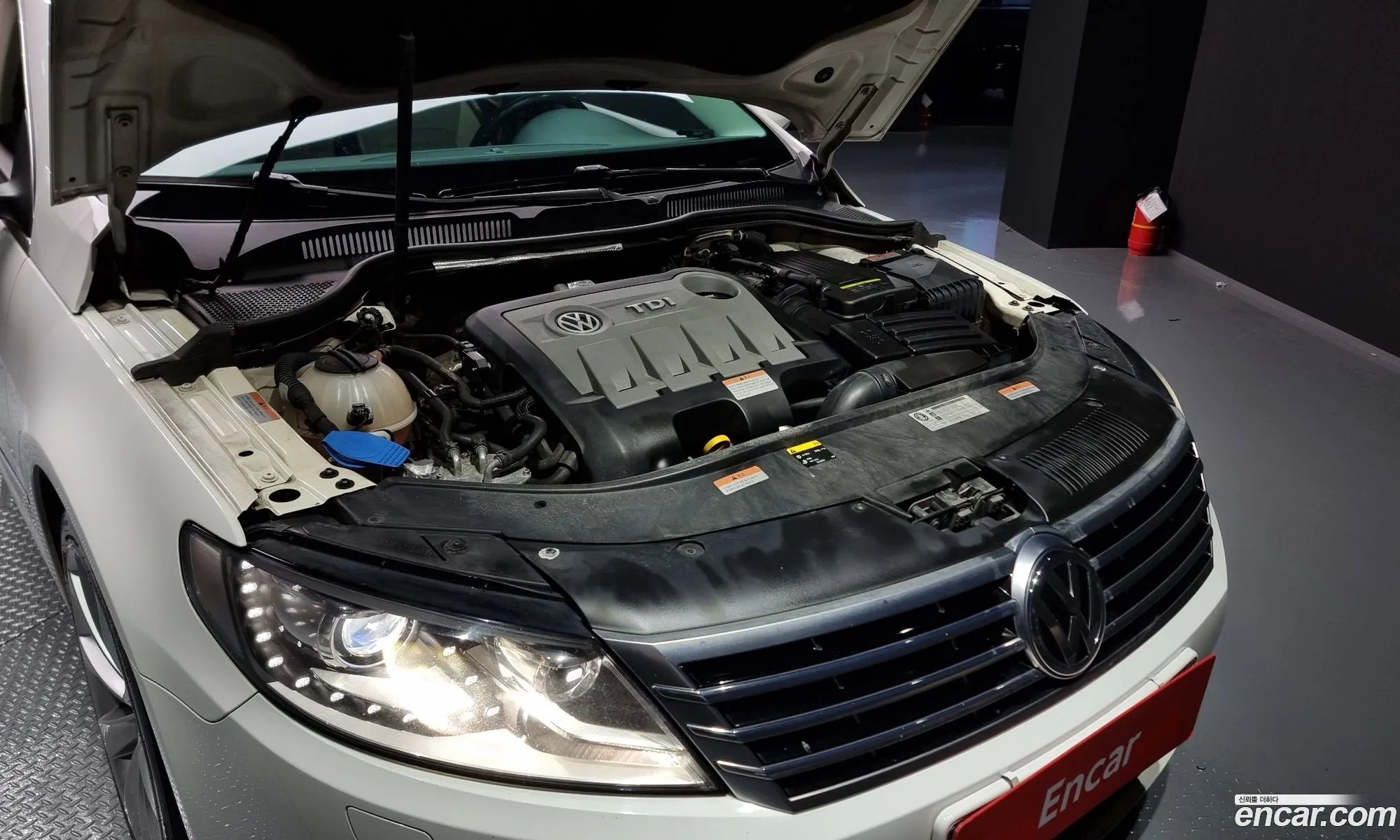 Volkswagen New Cc 20 Tdi Bluemotion - фотография 8849797