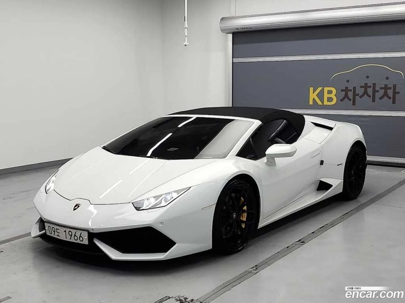 Lamborghini Huracan Lp610-4 Spyder - фотография 3721683