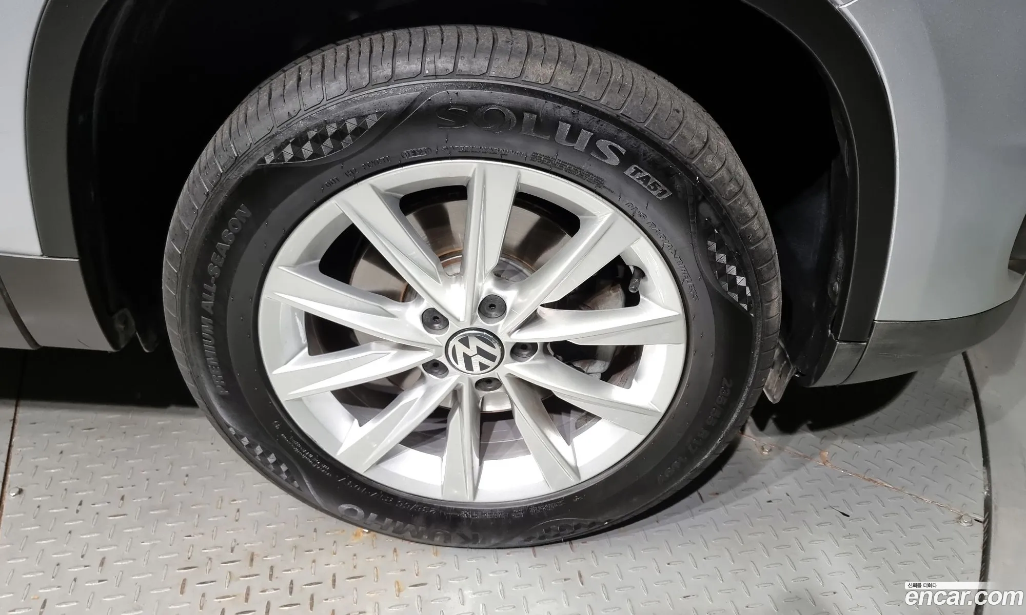 Volkswagen New Tiguan 20 Tdi Comfort 5N - фотография 8650123