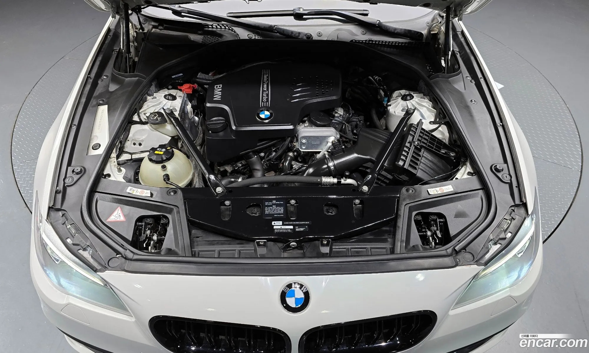 BMW 5 Series F10 528I - фотография 3681016