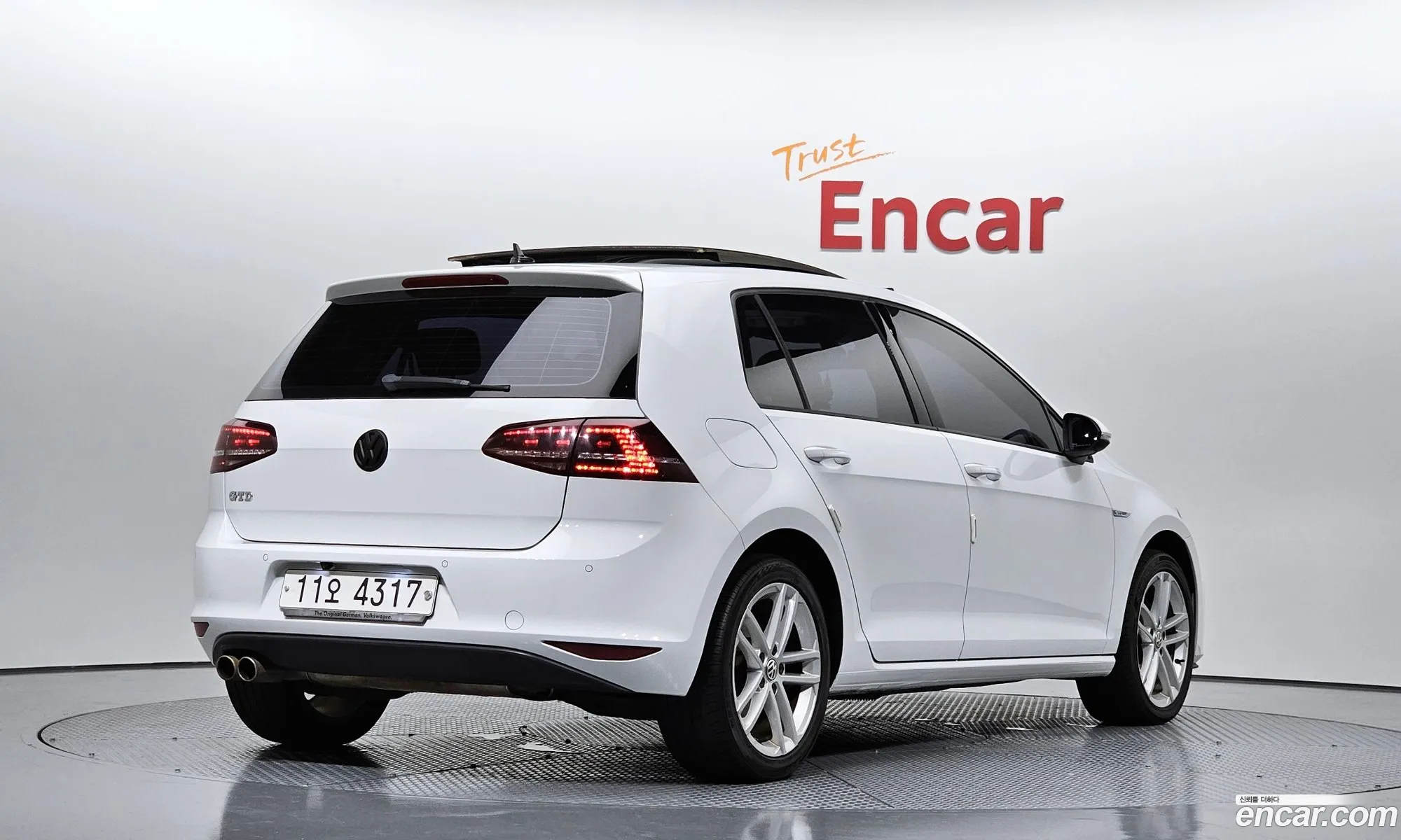 Volkswagen Golf 7Th Generation 20 Tdi - фотография 12470592