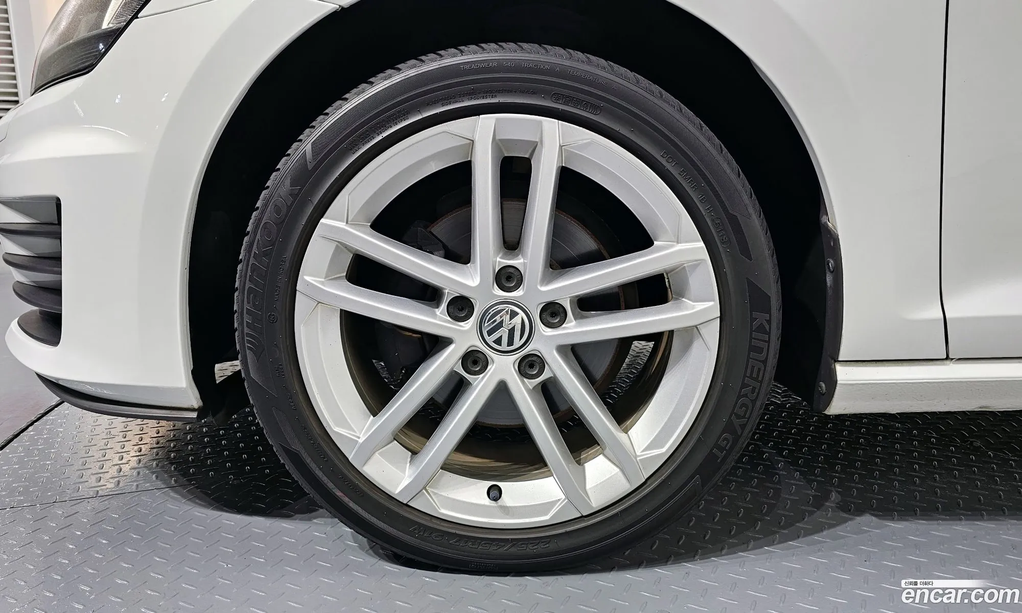 Volkswagen Golf 7Th Generation 20 Tdi - фотография 12470595