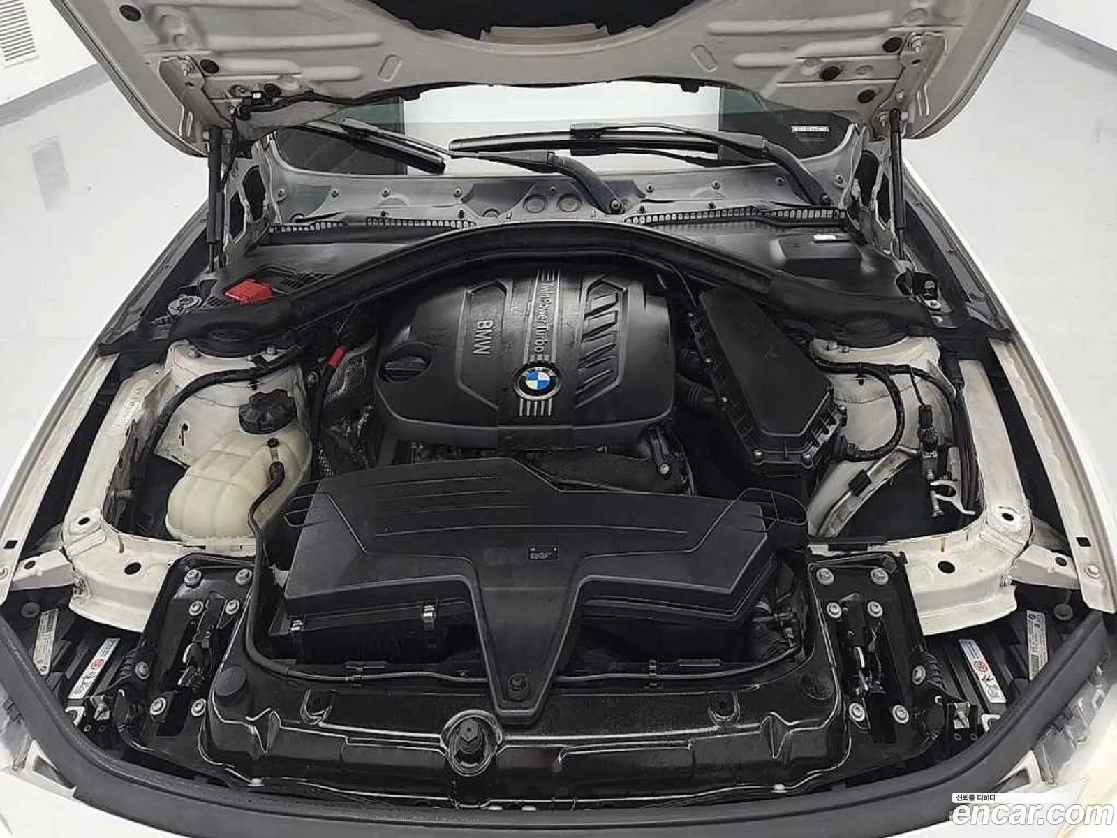BMW 3 Series F30 320D - фотография 5969143
