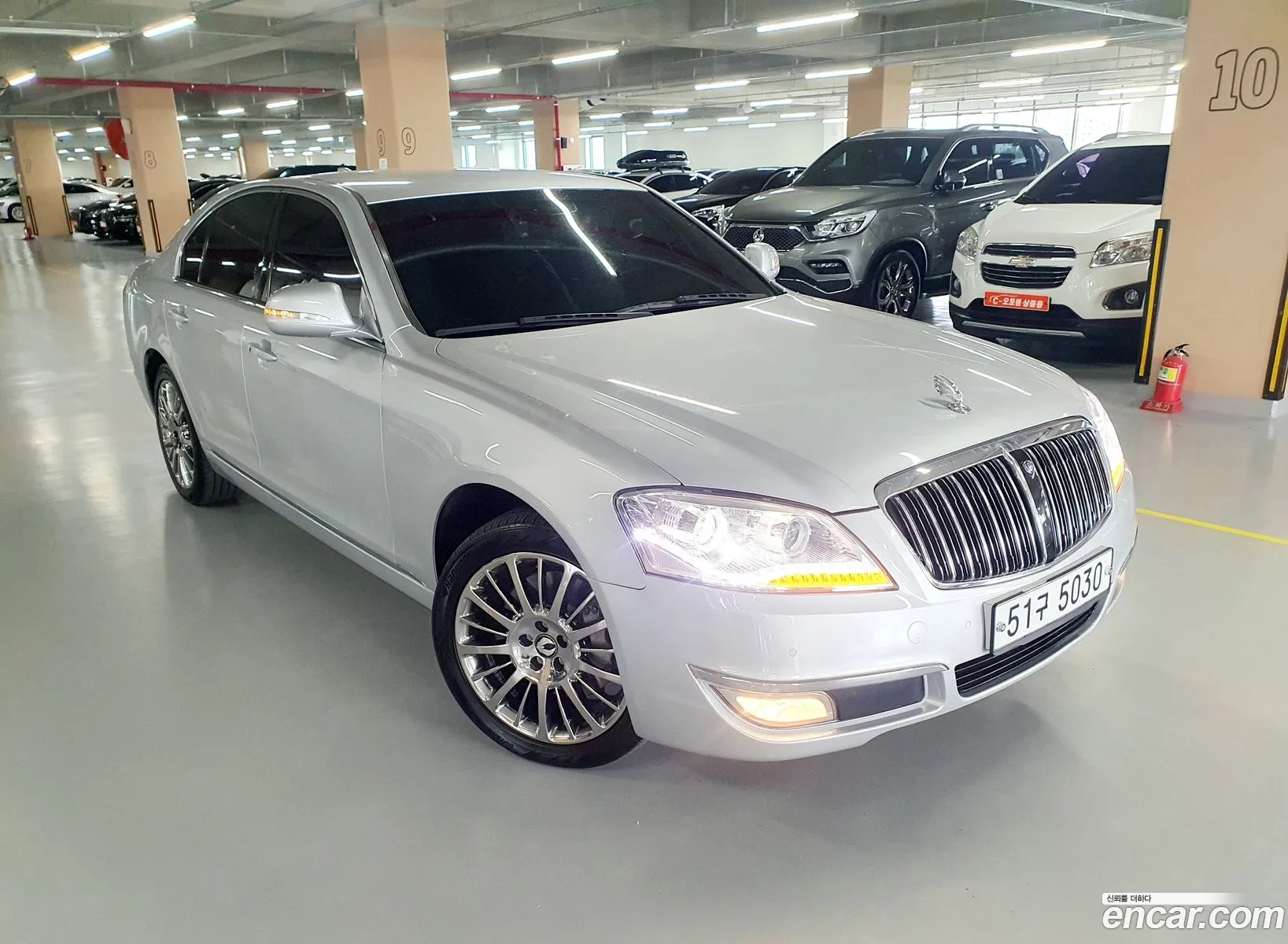 Kg Mobility Ssangyong New Chairman W Cw700 4Tronic Prestige - фотография 6750759