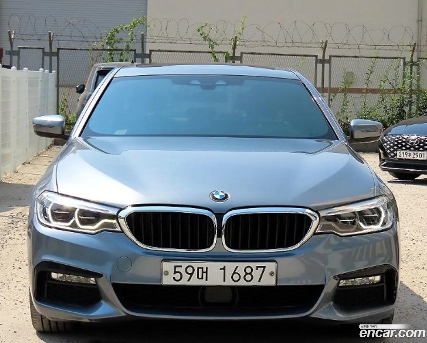 BMW 5 Series G30 530I xDrive M Sports - фотография 4768100