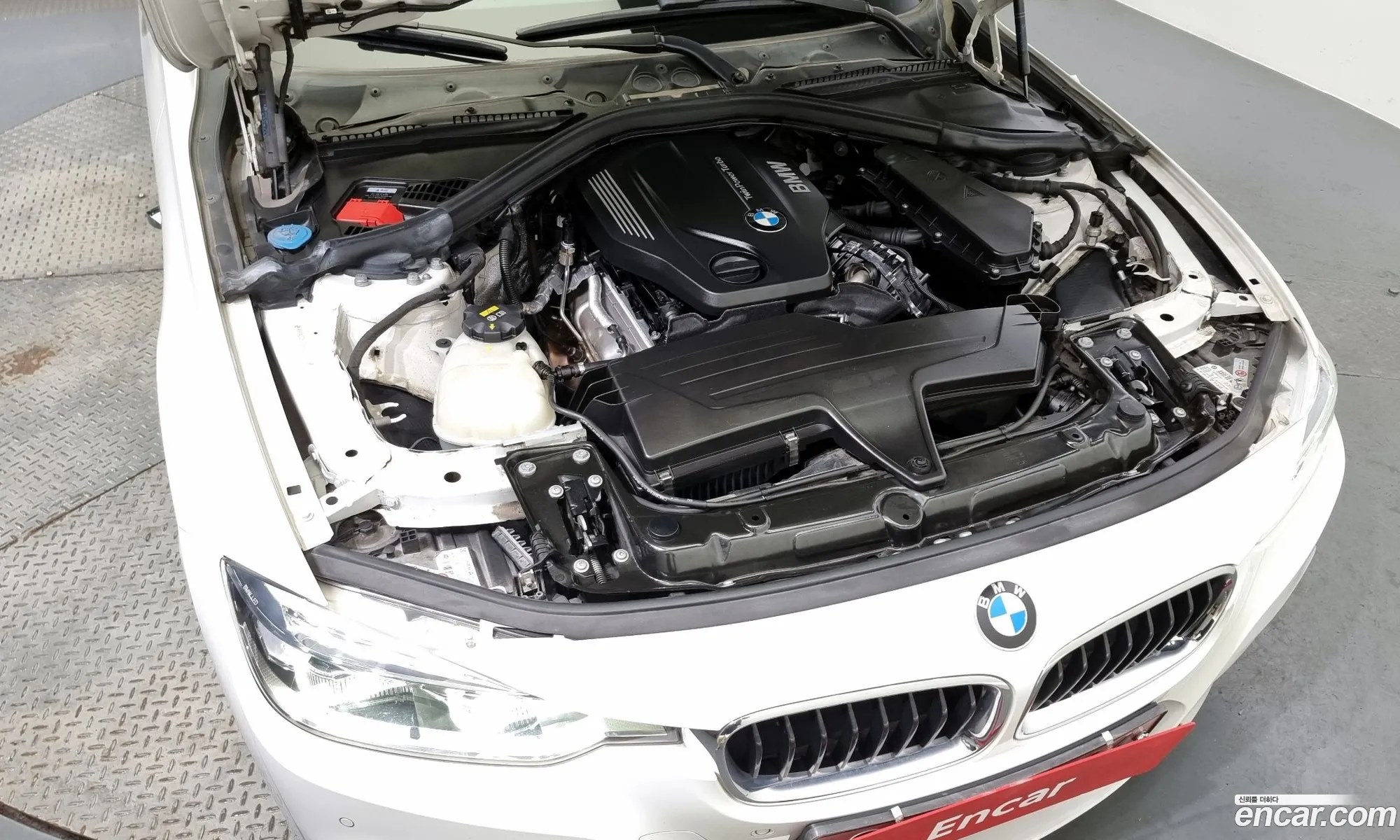 BMW 3 Series F30 320D M Sports - фотография 4768093