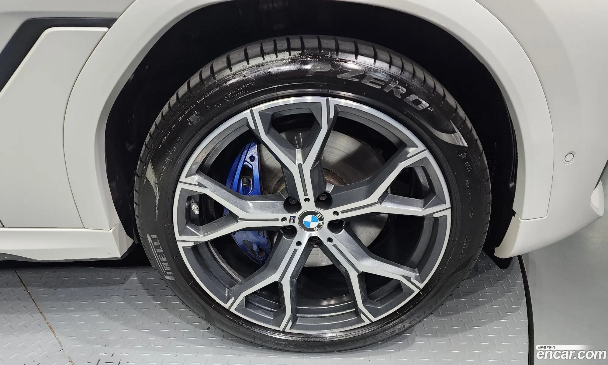 BMW X6 G06 xDrive30D M Sports - фотография 4768080