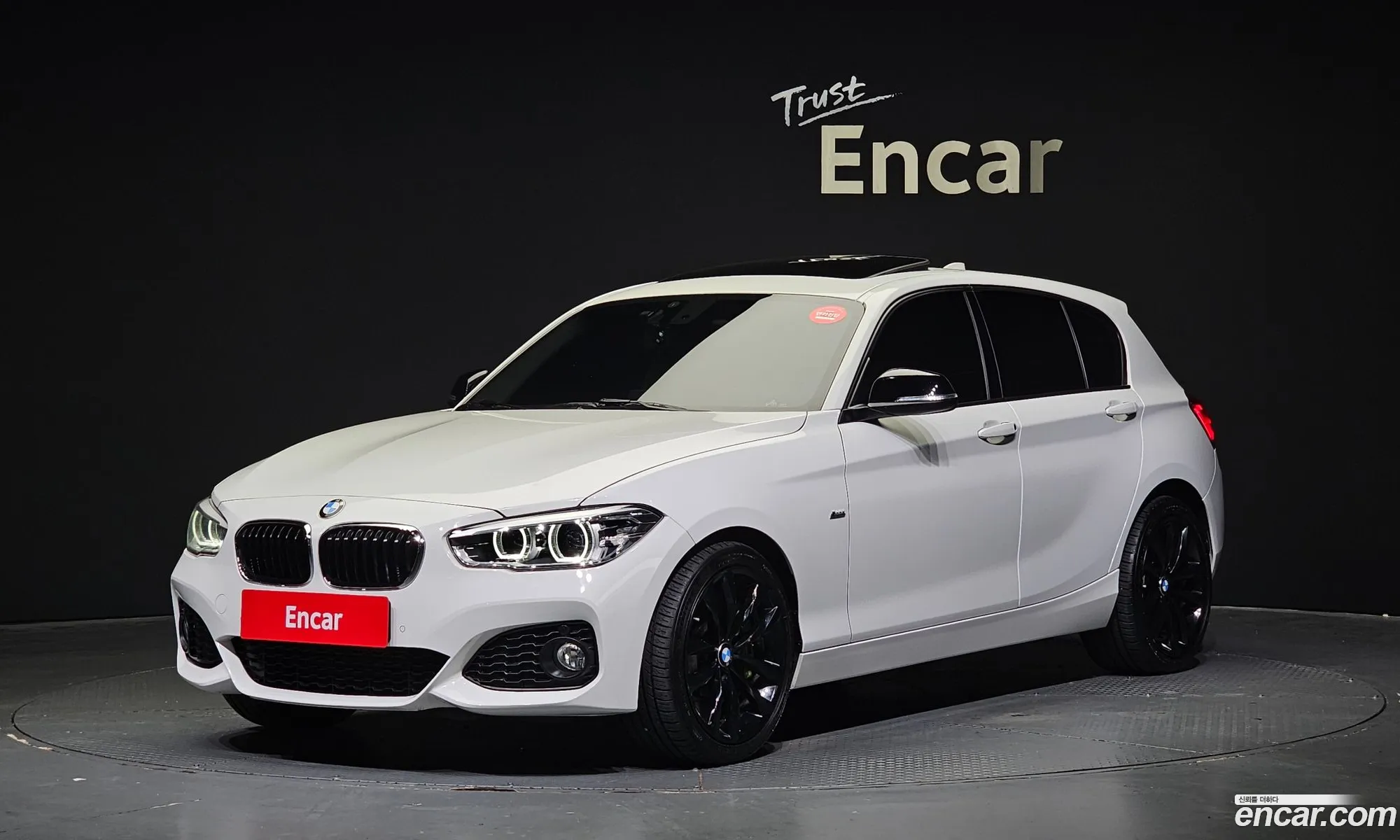 BMW 1 Series F20 118D Sports 5-Door - фотография 6677645