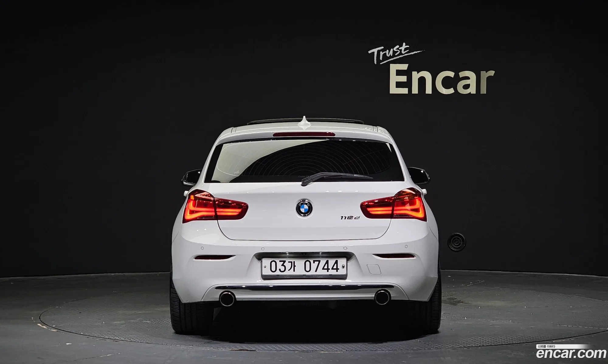 BMW 1 Series F20 118D Sports 5-Door - фотография 6677648