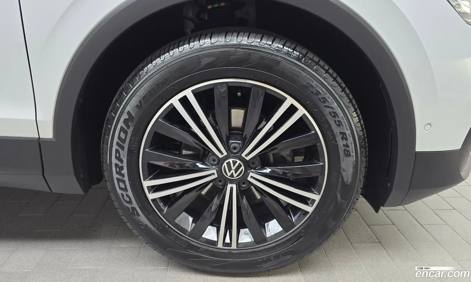 Volkswagen Tiguan 2Nd Generation 20 Tdi Premium - фотография 12269594