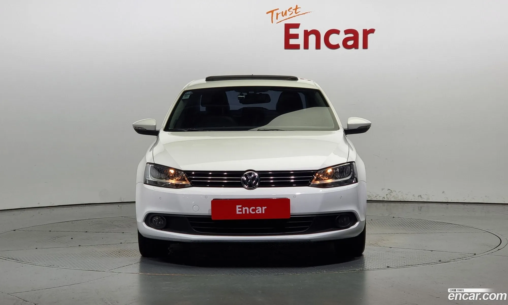 Volkswagen New Jetta 20 Tdi 6Th Generation - фотография 12312882