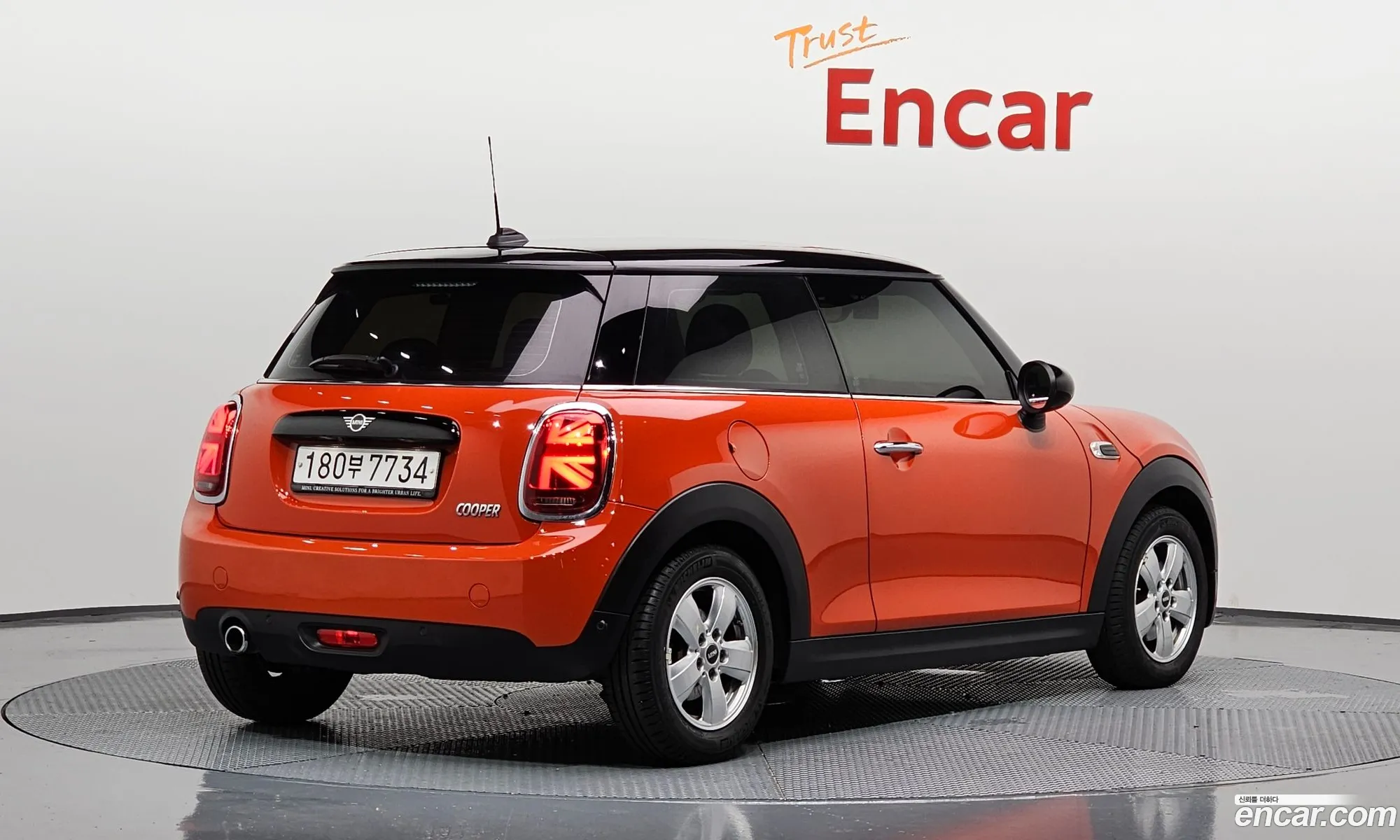 Mini Cooper Basic 3Rd Generation - фотография 970998