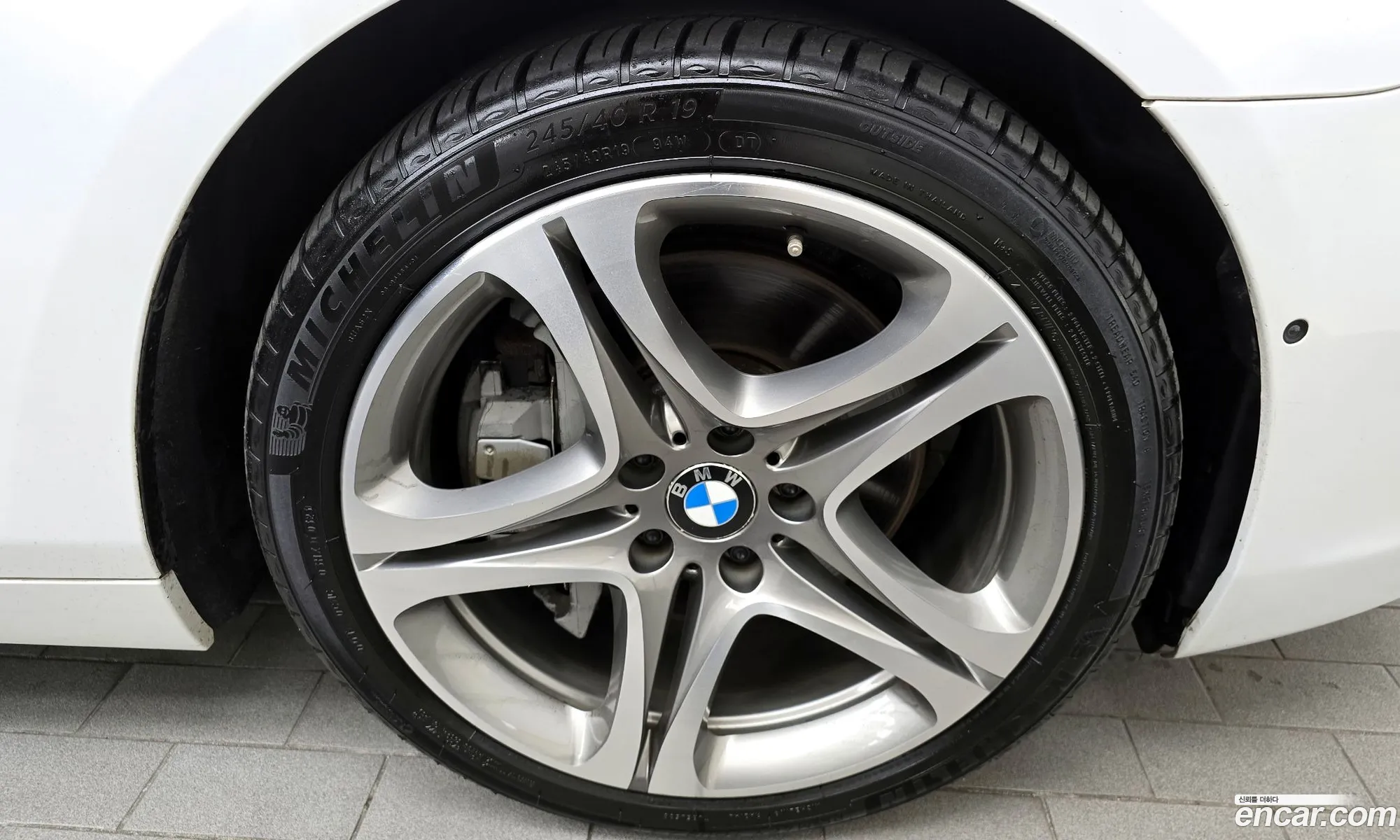 BMW 6 Series F12 640D xDrive Gran Coupe - фотография 5969217