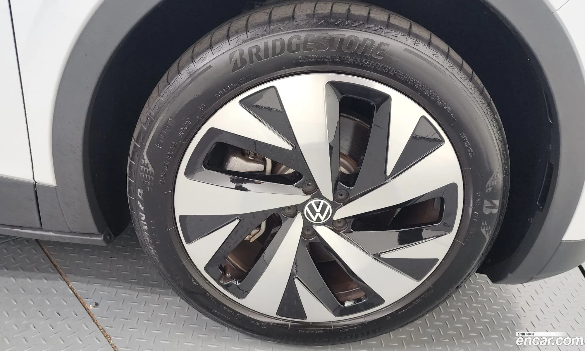 Volkswagen Id4 Pro - фотография 12269570