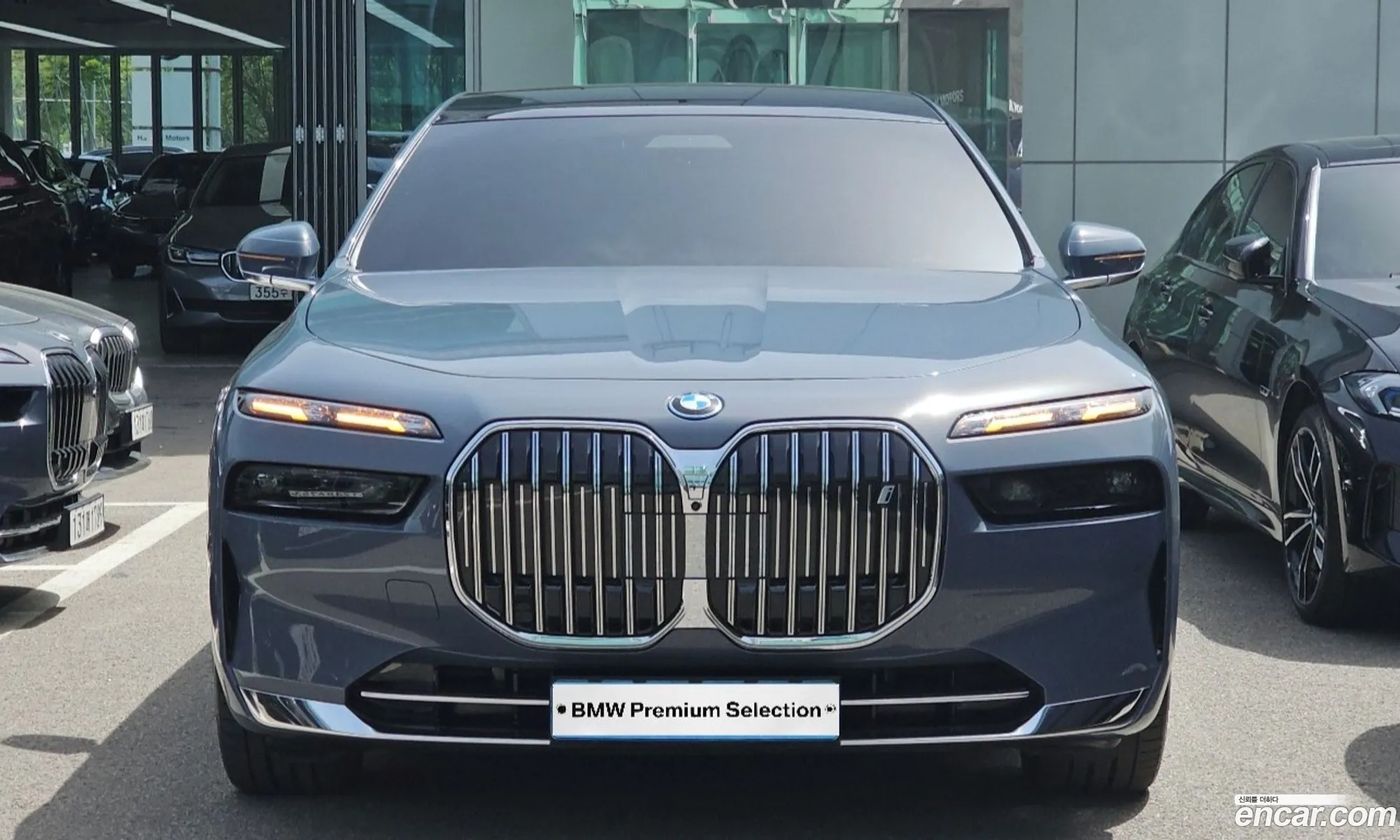 BMW I7 G70 xDrive 60 Design Pure Excellence - фотография 5668299