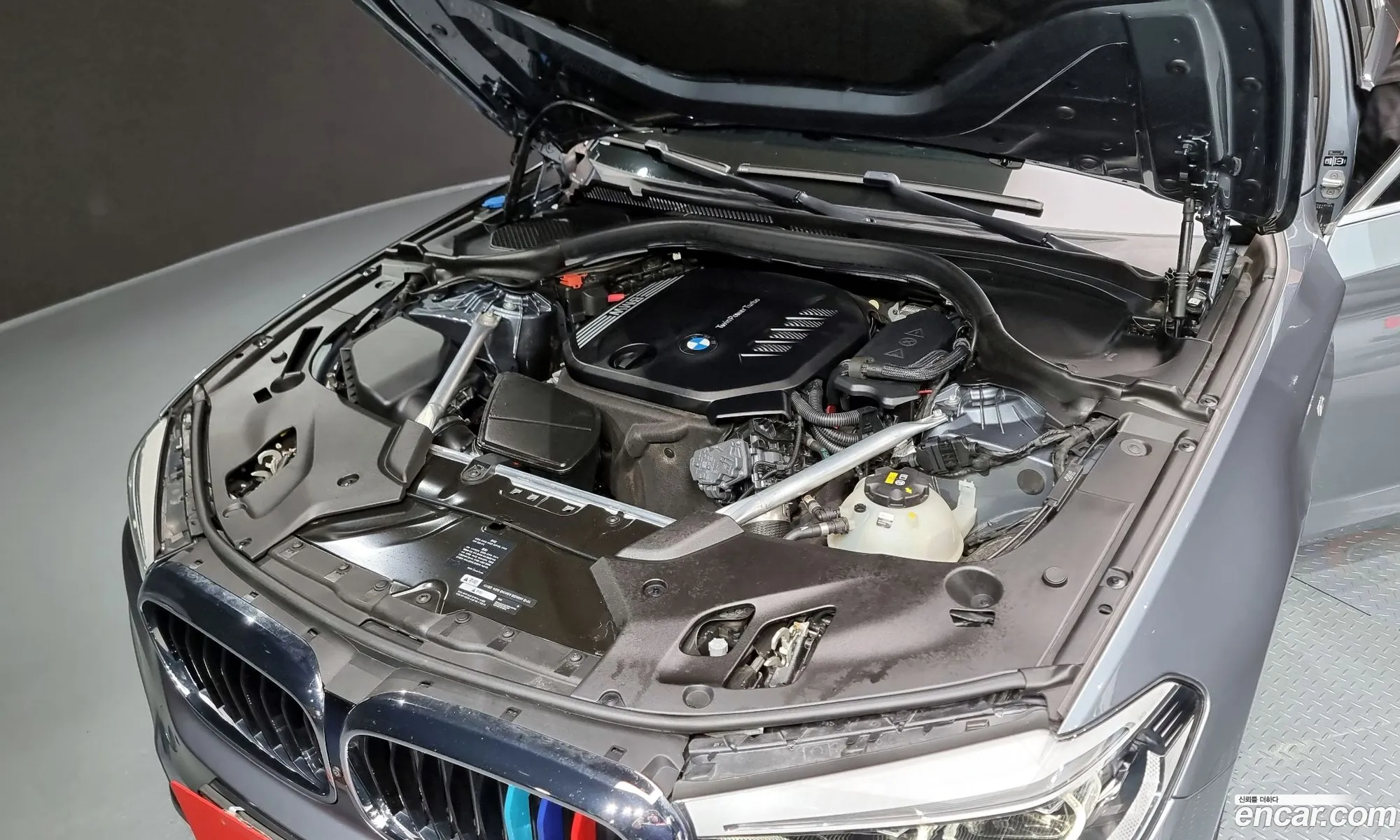 BMW 5 Series G30 520D M Sports Plus - фотография 12522500
