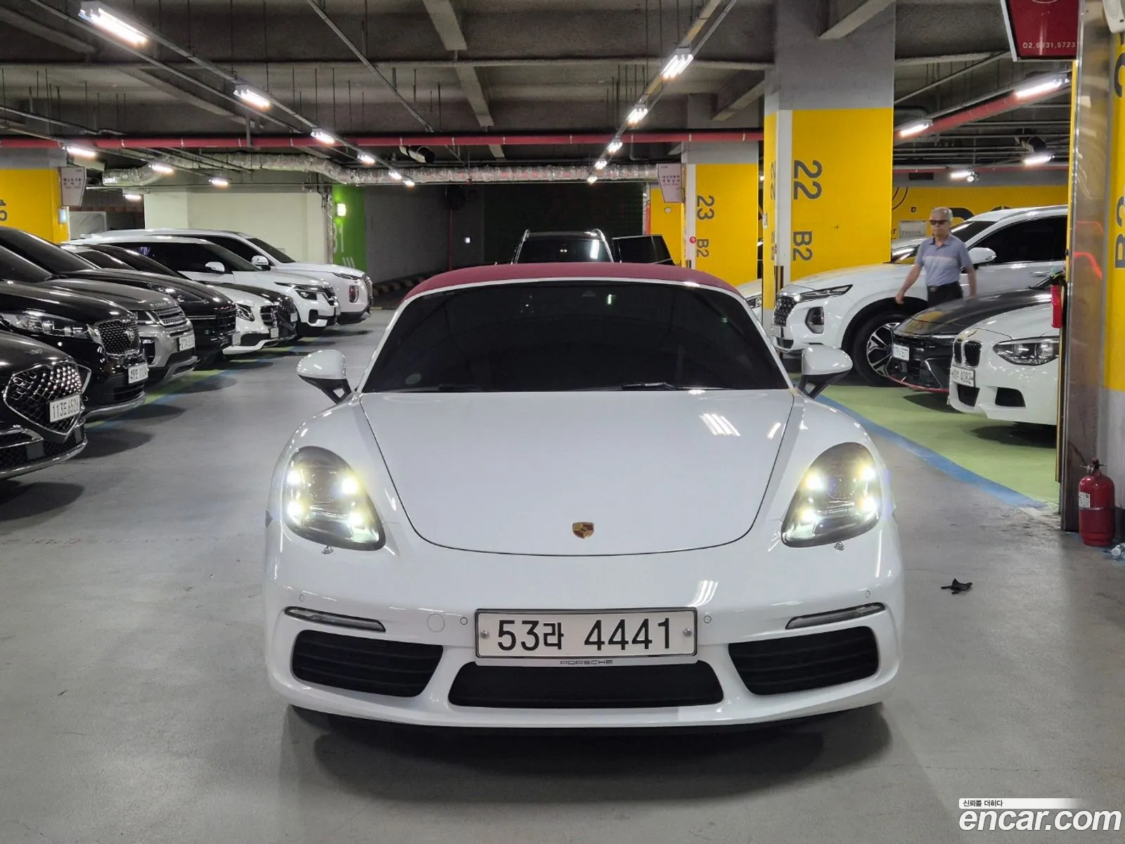 Porsche 718 Boxster 20 - фотография 7367689
