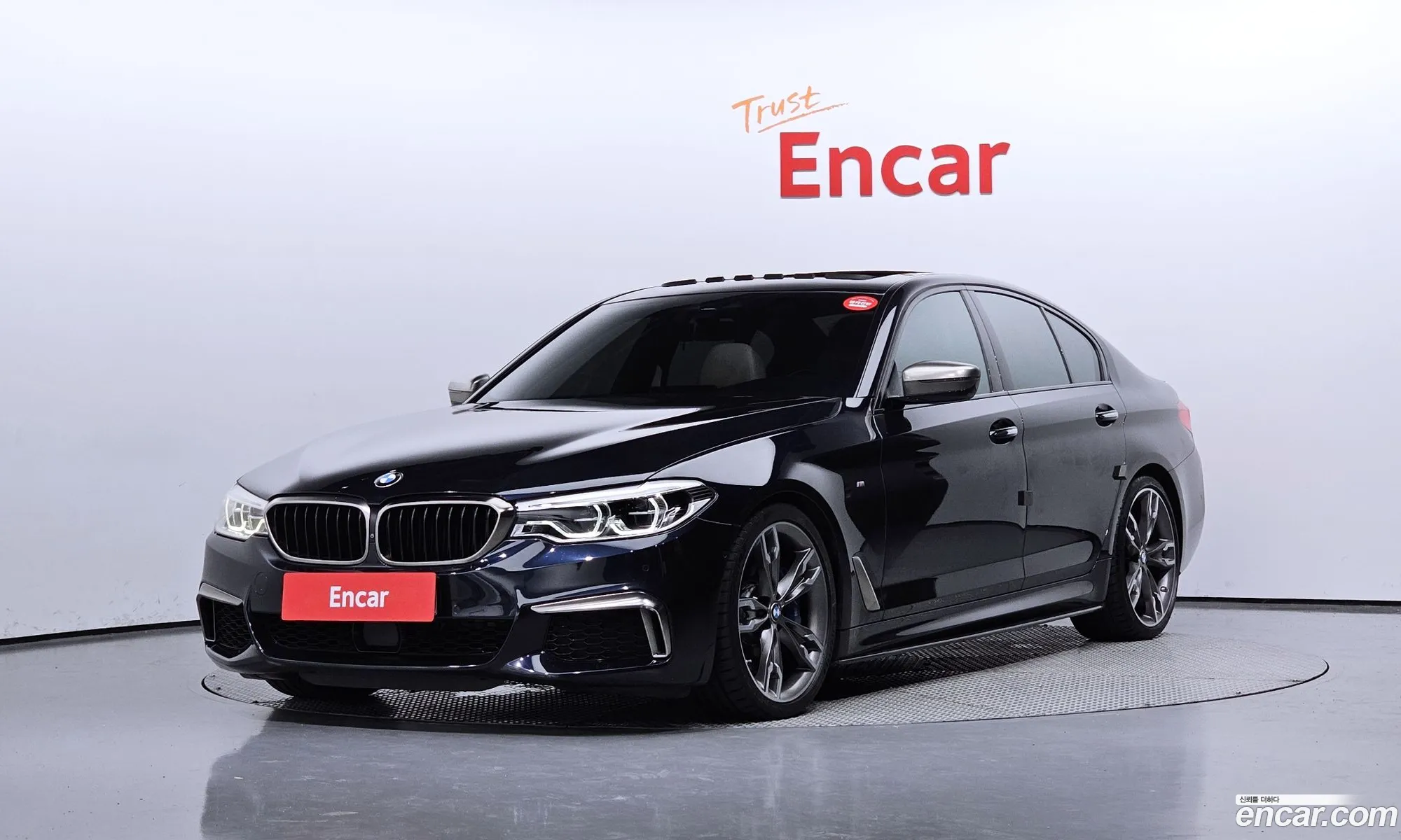 BMW 5 Series G30 M550D xDrive - фотография 5969165