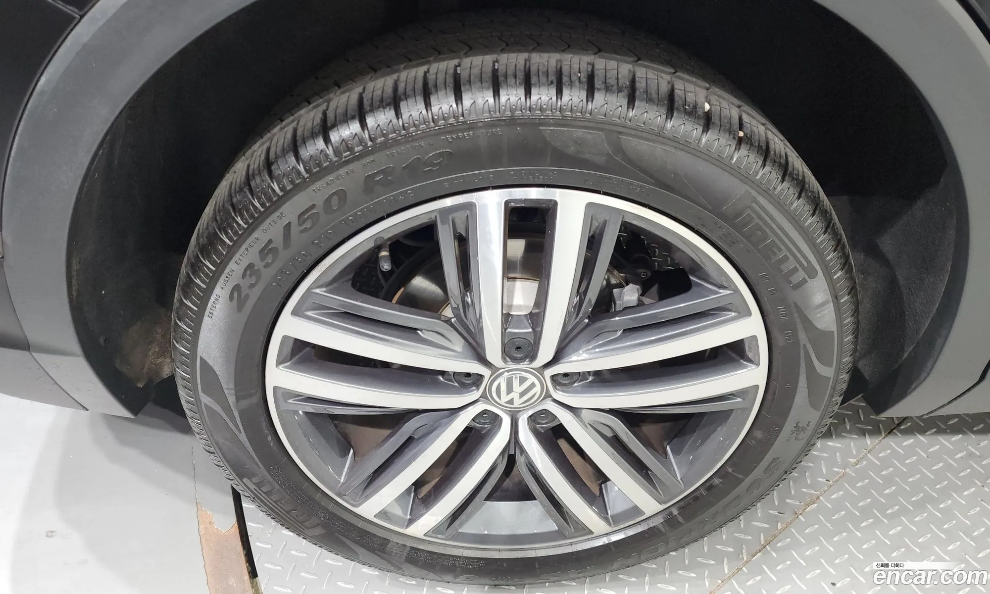 Volkswagen Tiguan Allspace 20 Tdi Prestige - фотография 12813484