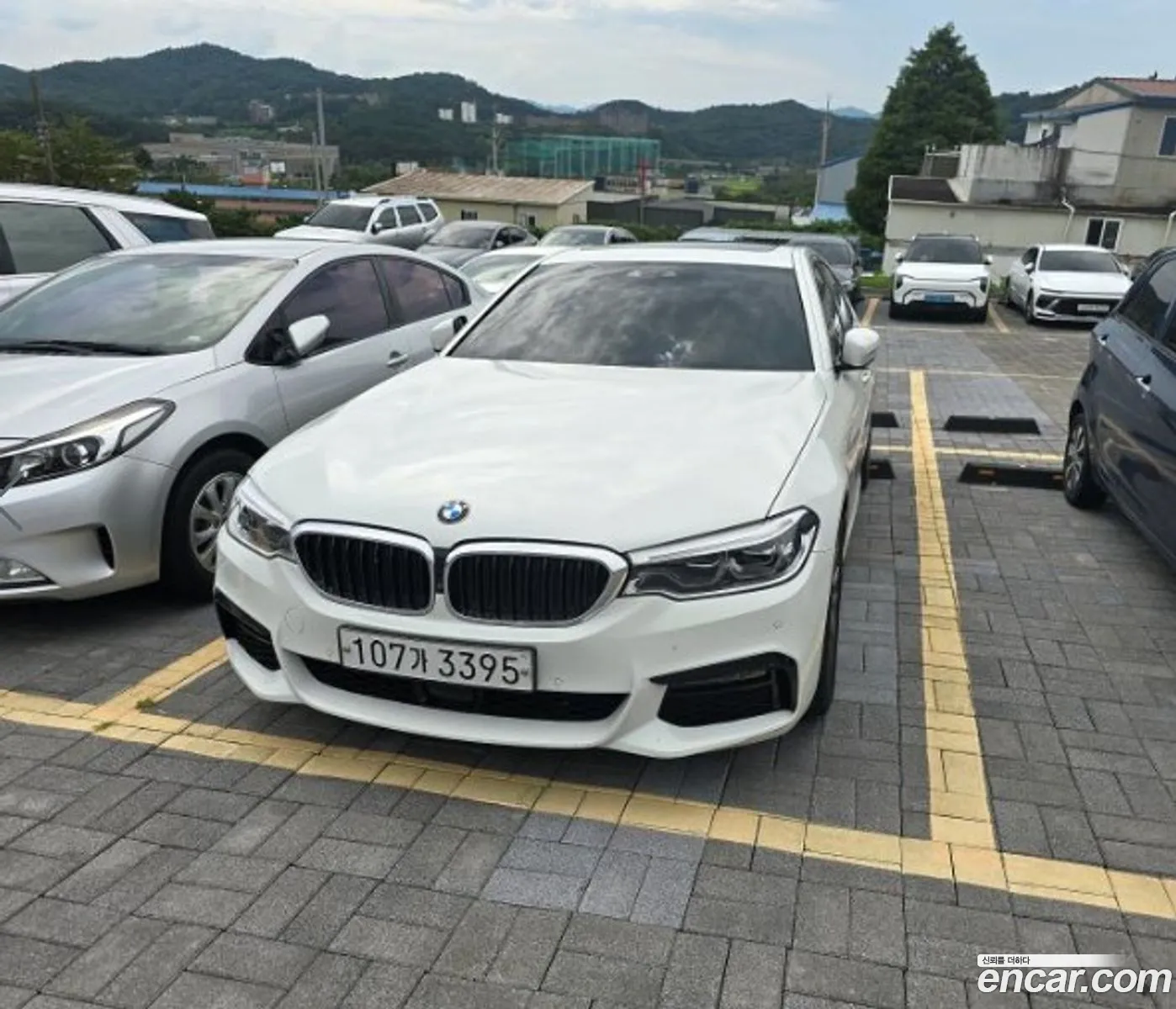 BMW 5 Series G30 520D xDrive M Sport Plus - фотография 5943607