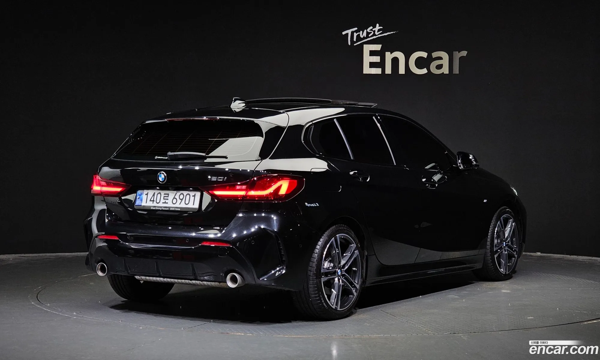 BMW 1 Series F40 120I M Sports - фотография 4981639