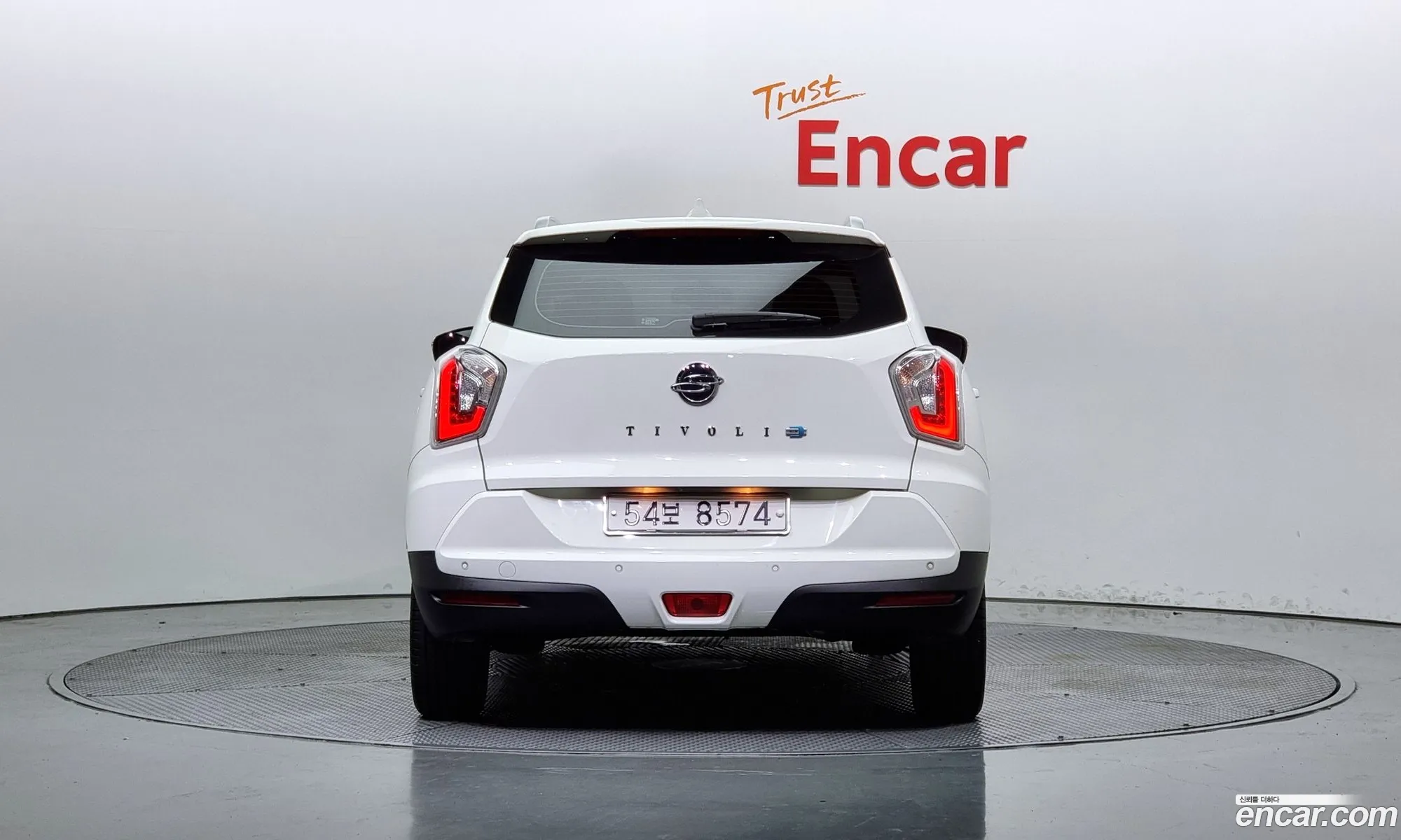 Kg Mobility Ssangyong Tivoli Diesel Lx 2Wd - фотография 6526033
