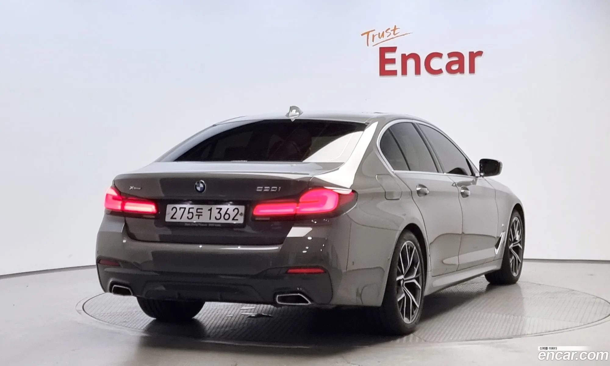 BMW 5 Series G30 530I xDrive M Sports - фотография 4981591