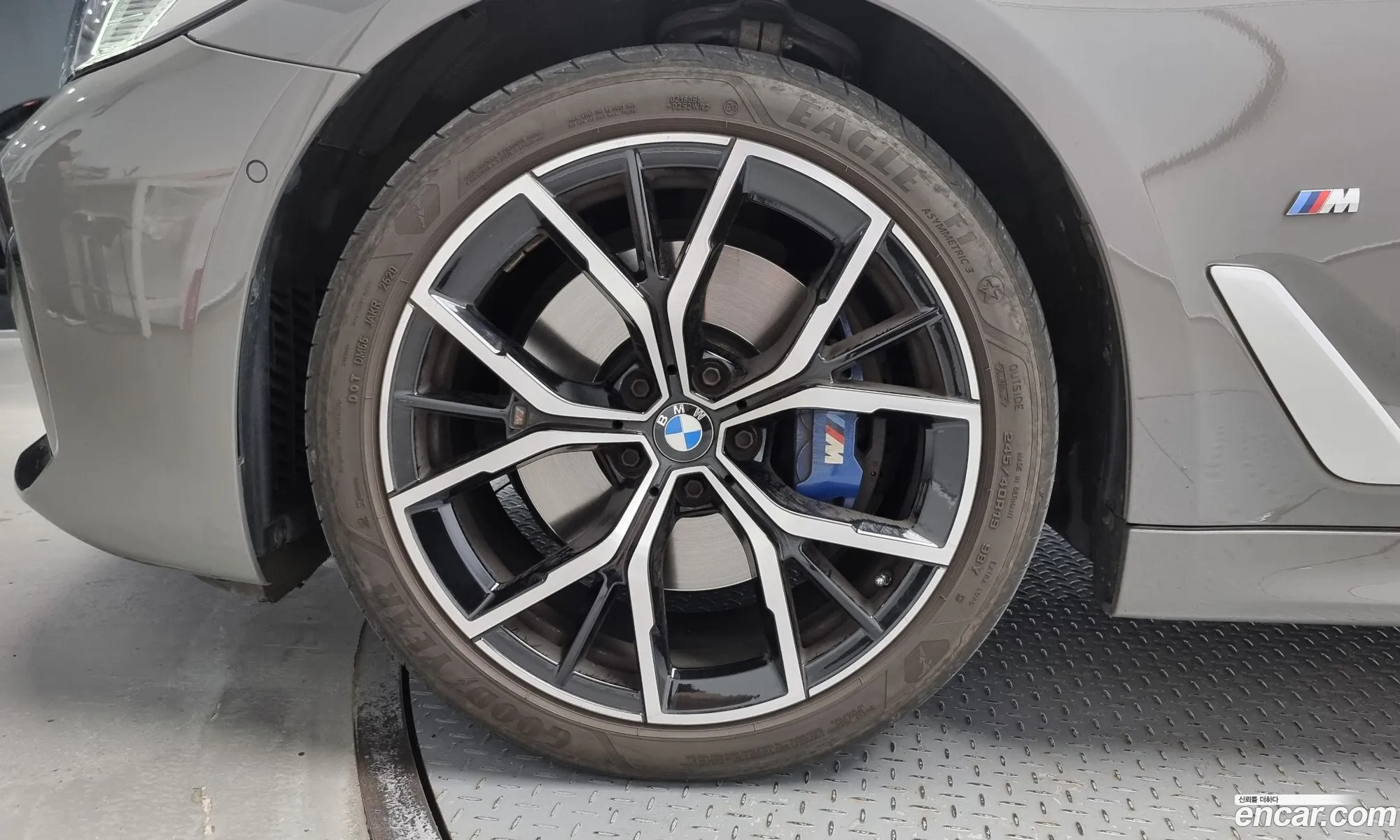 BMW 5 Series G30 530I xDrive M Sports - фотография 4981594