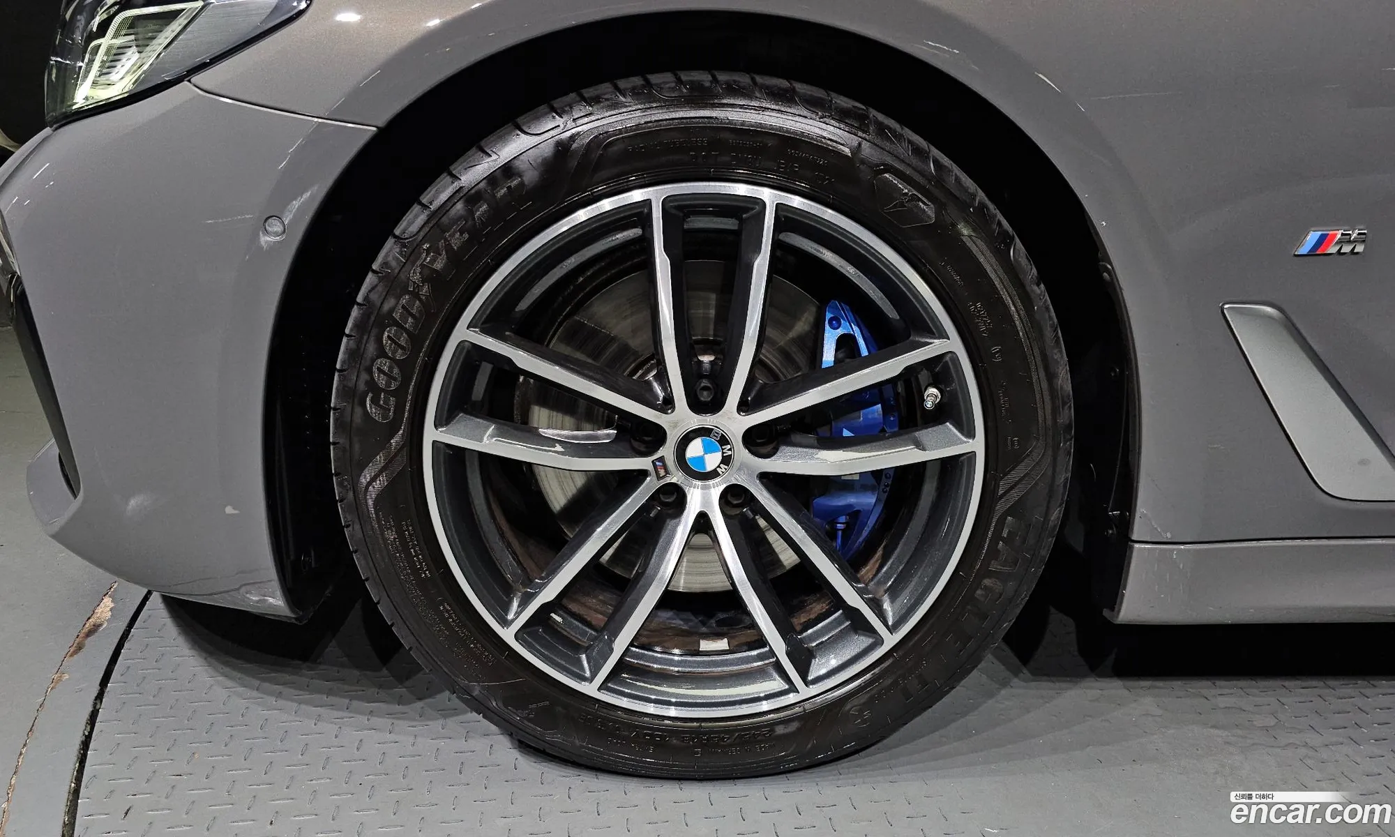 BMW 5 Series G30 520I M Sports - фотография 3687322