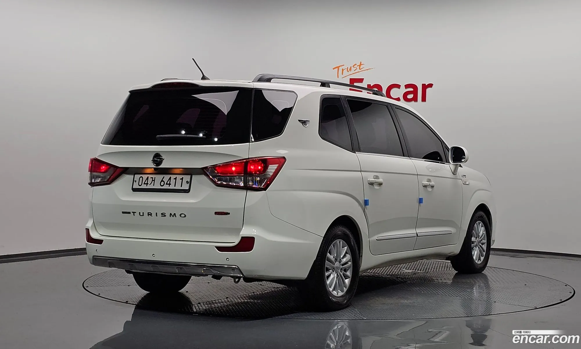 Kg Mobility Ssangyong Korando Turismo 4Wd Tx 9-Seater - фотография 6609119