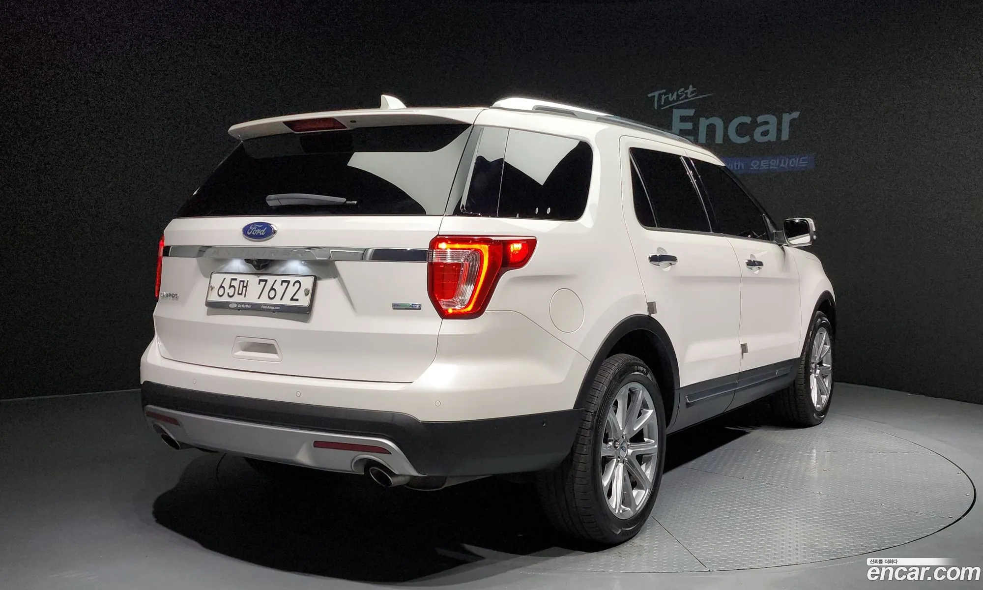 Ford Explorer 23 Limited 4Wd 5Th Generation - фотография 4597156