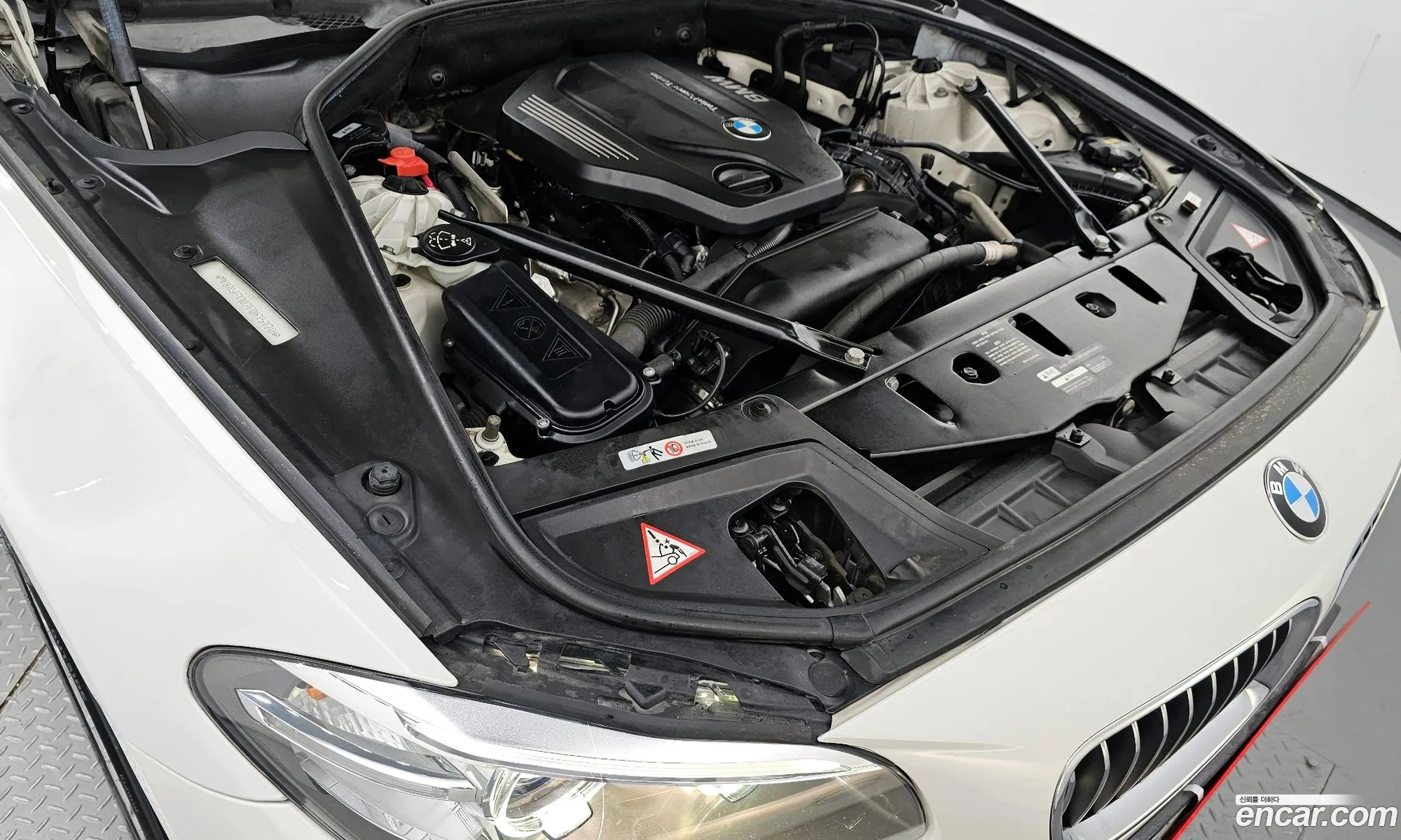 BMW 5 Series F10 520D xDrive - фотография 3681000