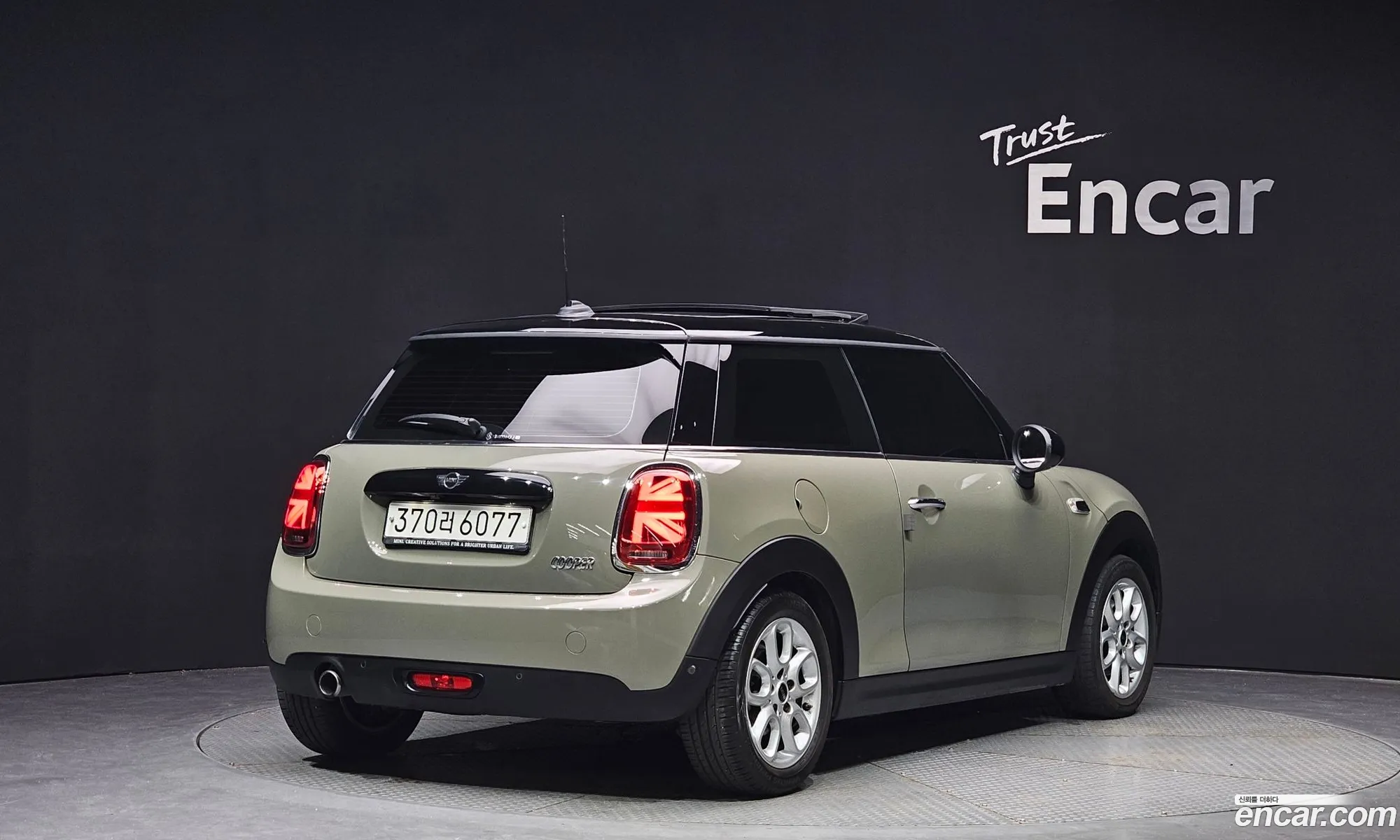 Mini Cooper High 3Rd Generation - фотография 9210115