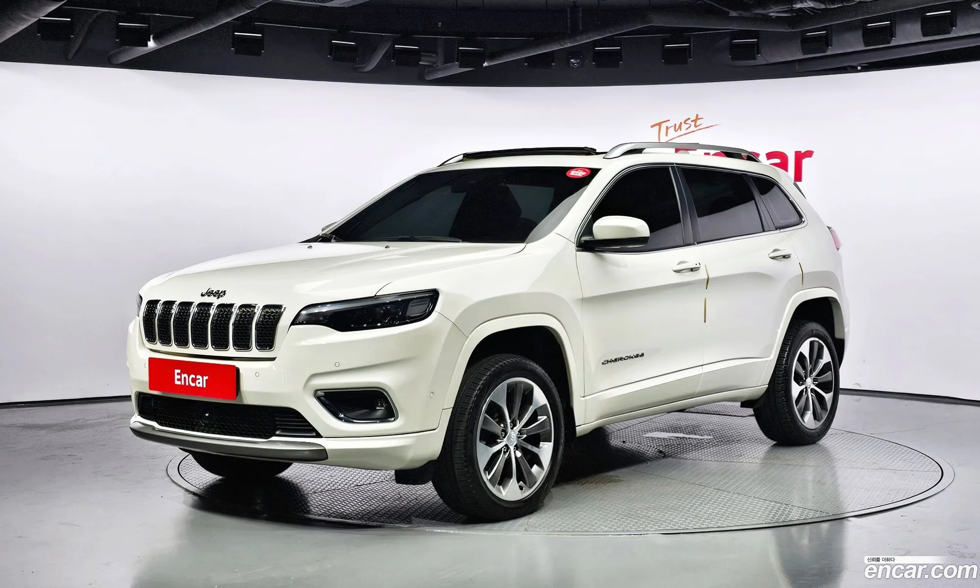 Jeep Cherokee Kl 22 Diesel Overland 4Wd - фотография 7107659